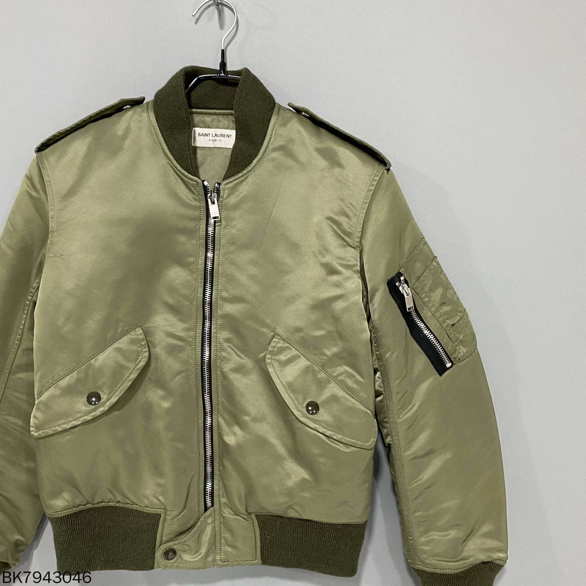 Saint Laurent Paris Saint Laurent military green flight jacket 98 New Women Size US XS / EU 42 / 0 - 2 Thumbnail