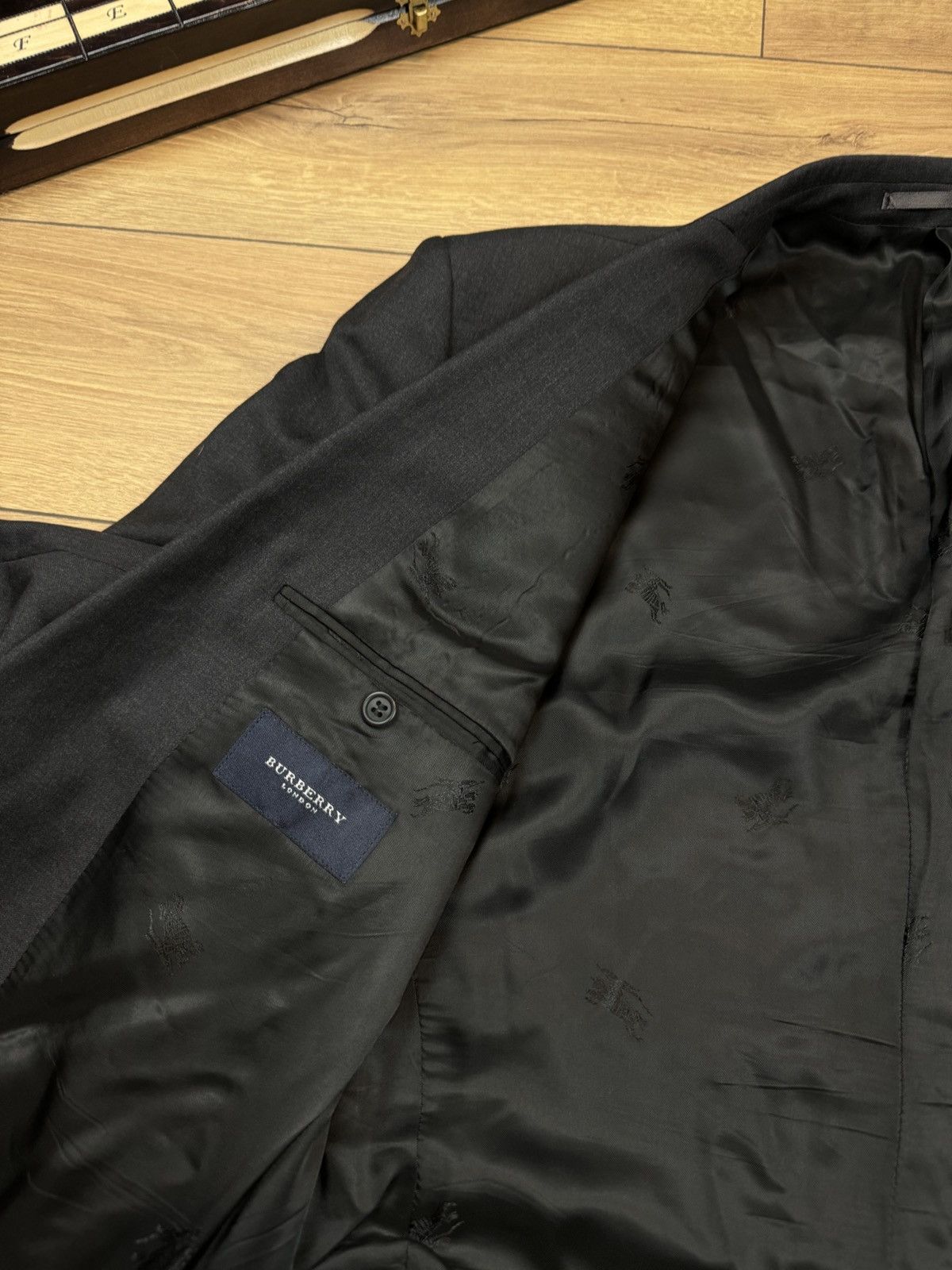 Burberry Vintage wool navy blazer Burberry original luxury item Size 54L - 2 Thumbnail