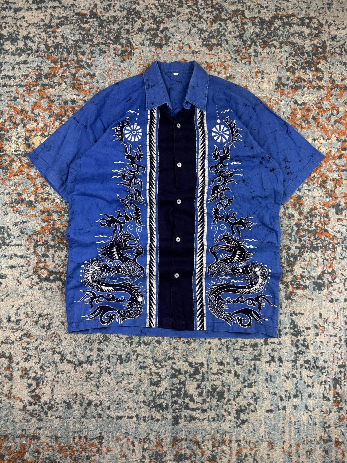 Vintage Vintage 90s Crazy tie dye dragon serpent Hawaiian shirt Size US M / EU 48-50 / 2 - 1 Thumbnail