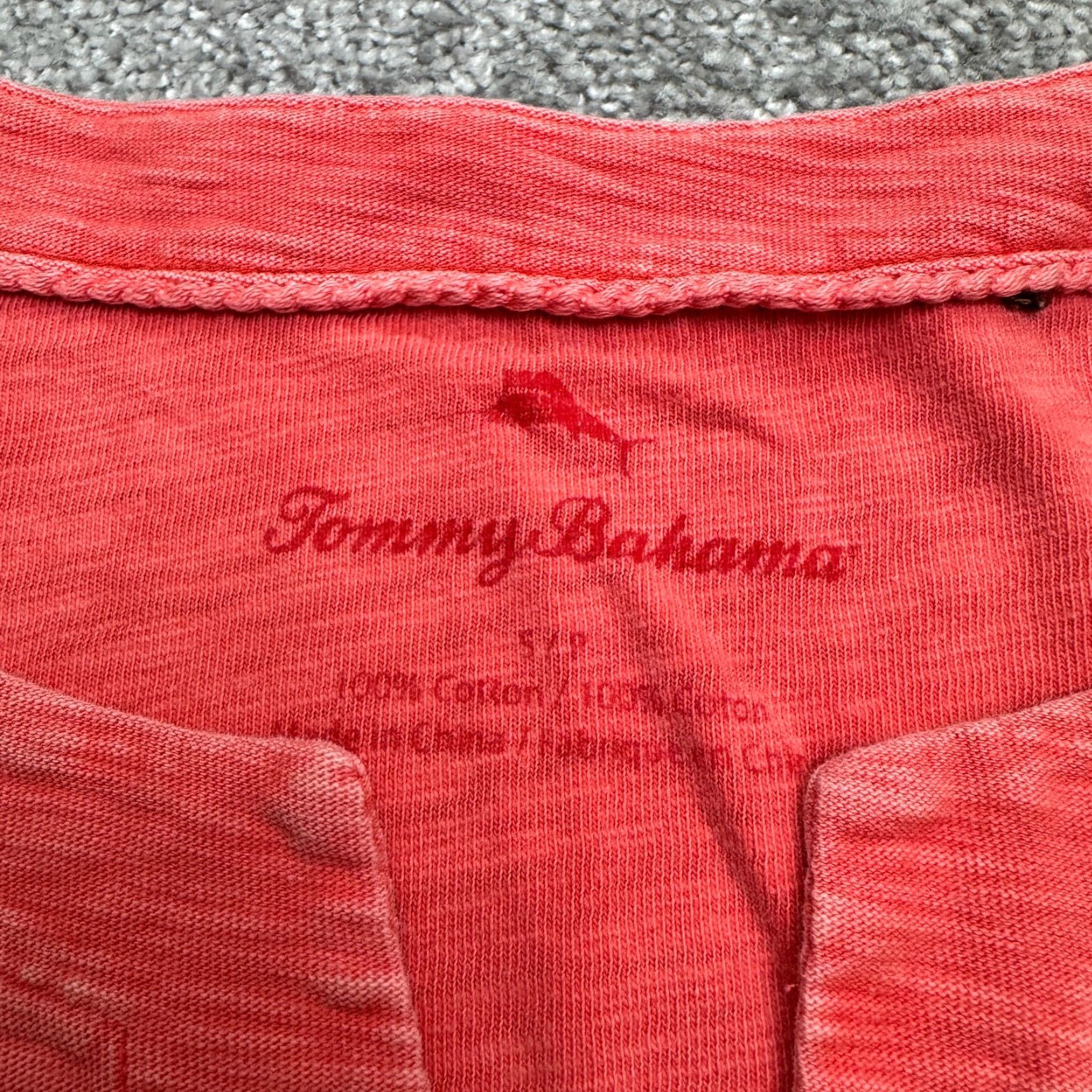 Tommy Bahama VINTAGE Tommy Bahama Women's T-Shirt Small Coral Orange Casual Cotton V-Neck Top 90s Summer Beachy Size S / US 4 / IT 40 - 7 Thumbnail