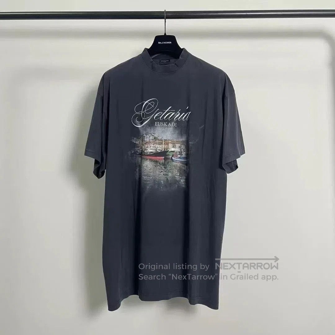 Balenciaga Balenciaga Vintage Style Short Sleeve T-shirt. Size US S / EU 44-46 / 1 - 1 Thumbnail