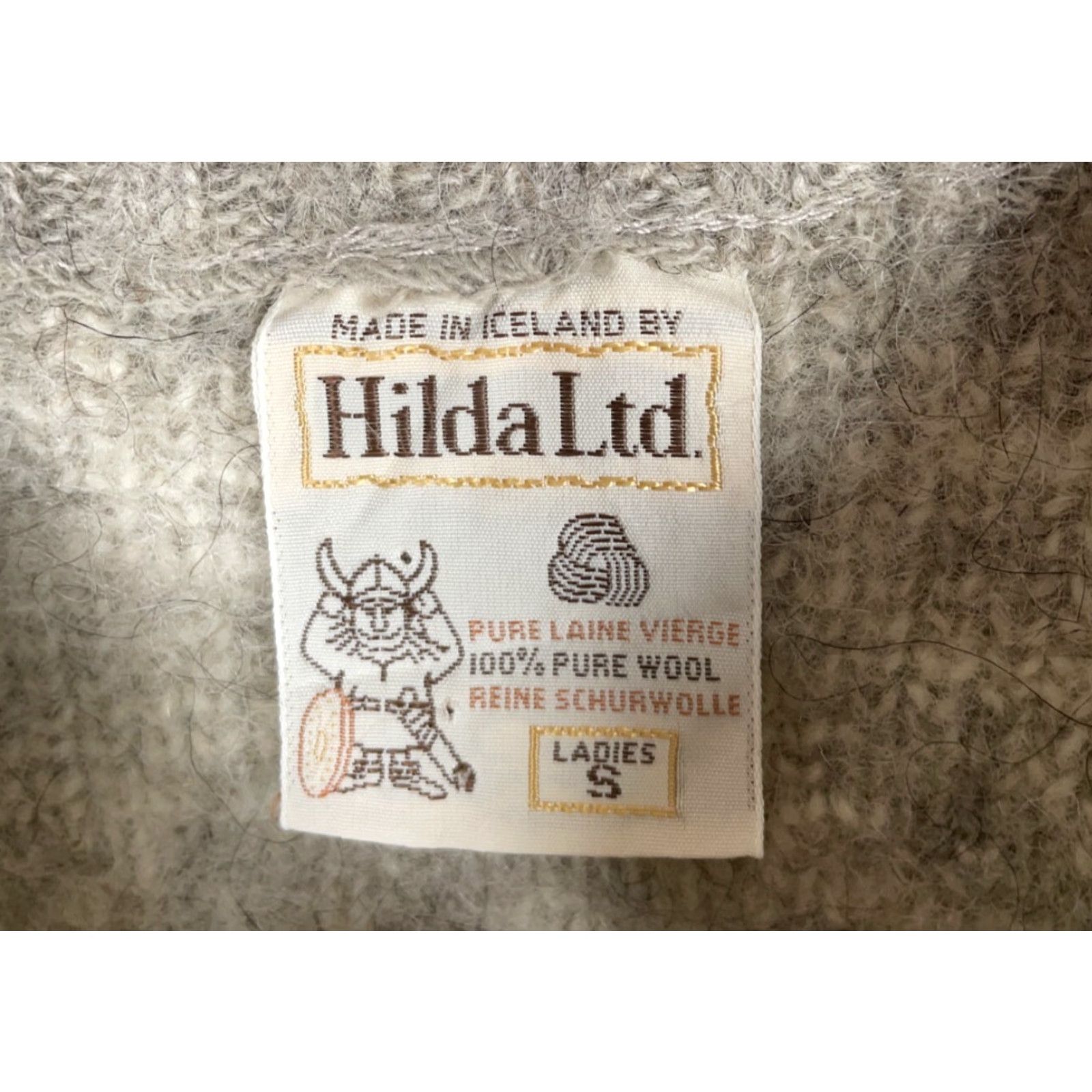 Vintage VINTAGE Hilda Sweater Women's Small Ivory Gray Snowflake Icelandic 60s Fair Isle Knit's Pullover Crew Neck Wool Jumper Size S / US 4 / IT 40 - 3 Thumbnail