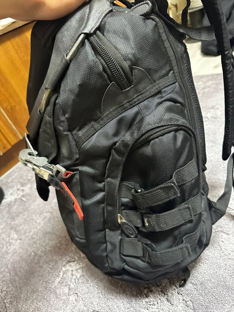 Oakley × Vintage Vintage Oakley Y2K Sling Bag Bag Pack Size ONE SIZE - 6 Thumbnail