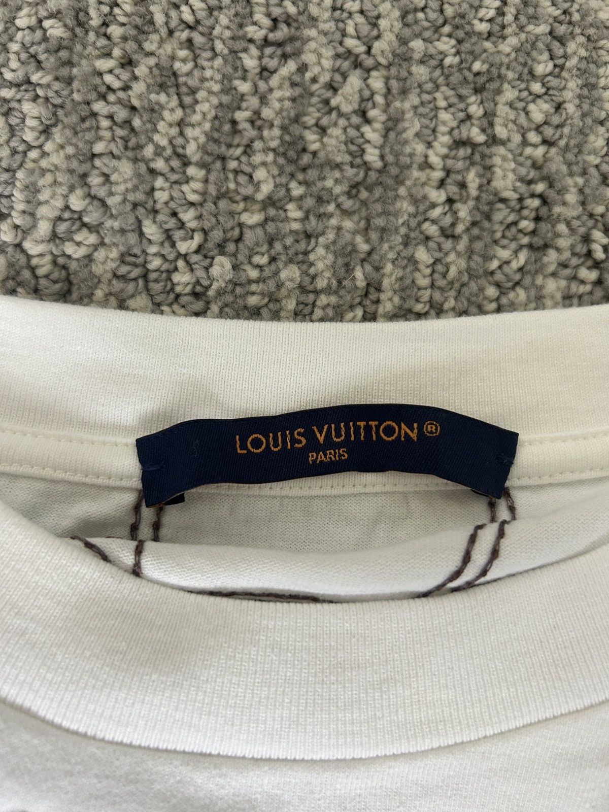Louis Vuitton Louis Vuitton Embroidered Shirt Size US XL / EU 56 / 4 - 3 Thumbnail