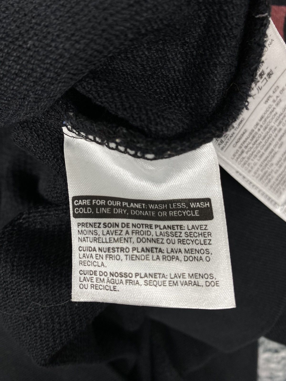 Levi's Vintage Levi's Crewneck Sweatshirts Size US L / EU 52-54 / 3 - 8 Thumbnail