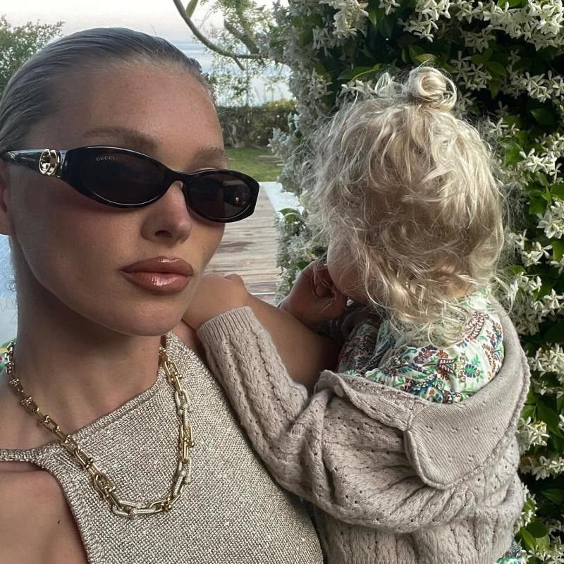 Gucci Gucci Women Sunglasses Oval GG1660S 001 BRAND NEW Size ONE SIZE - 12 Thumbnail