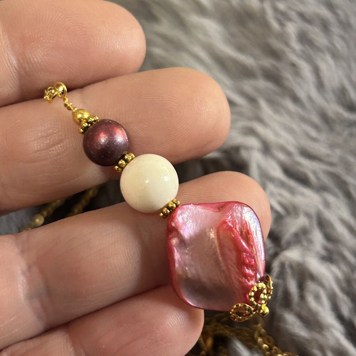 Handmade Handcrafted vintage bead milk glass shell drop necklace Size ONE SIZE - 1 Thumbnail