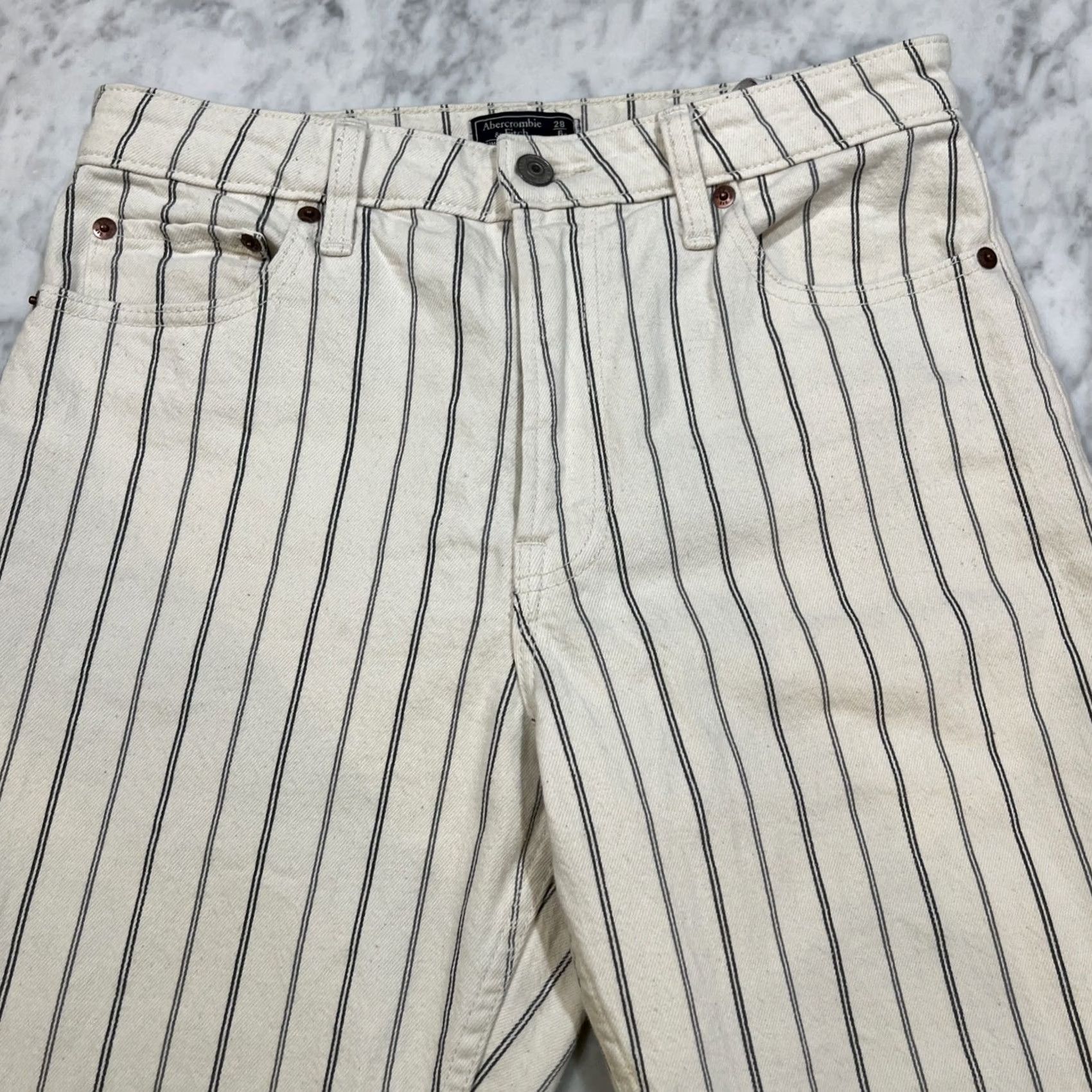 Abercrombie & Fitch VINTAGE Abercrombie Simone High Rise Slim Jeans White Striped 6R 28 Womens Size 28" / US 6 / IT 42 - 4 Thumbnail