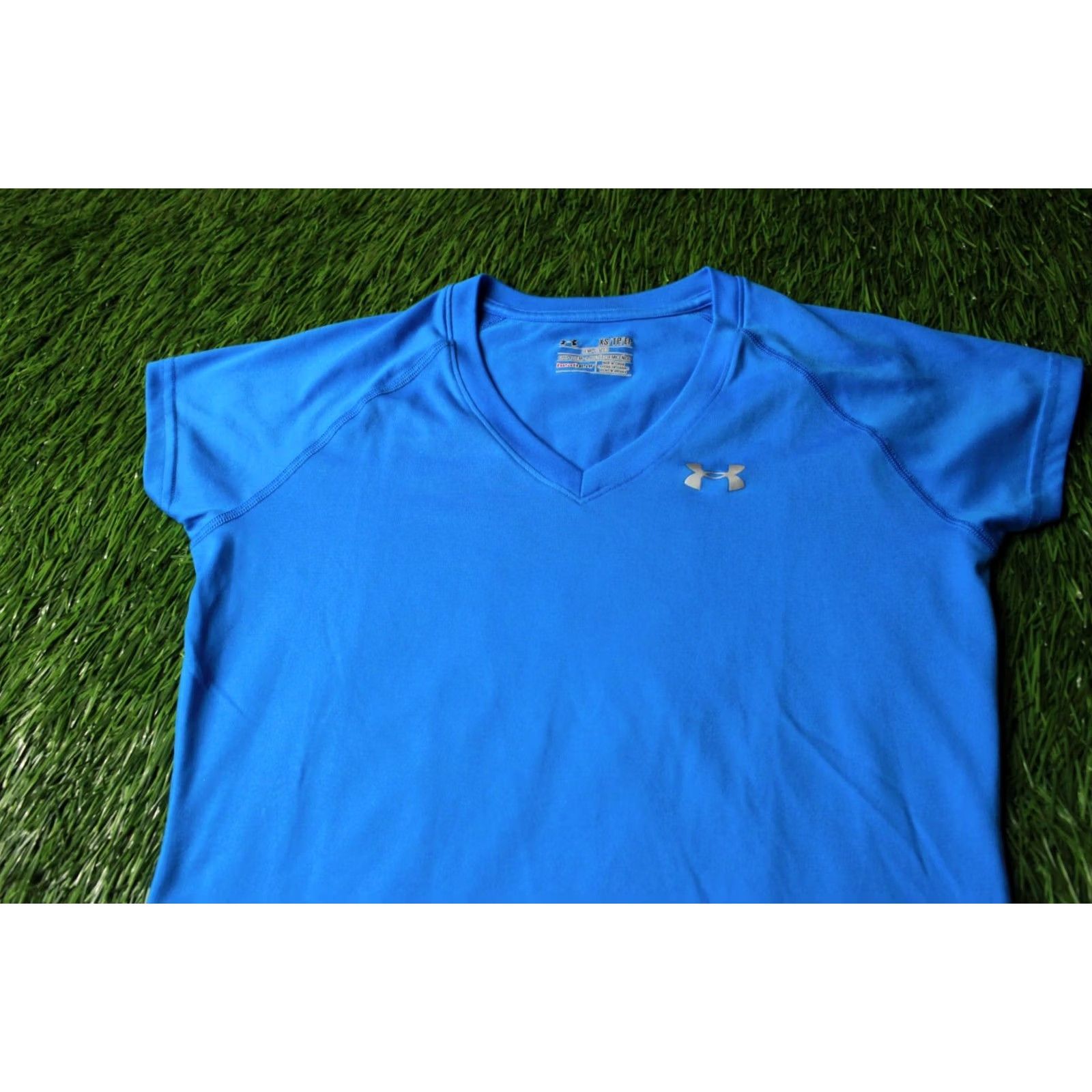 Under Armour UNDER ARMOUR HEATGEAR WOMEN COMPRESSION TRAINING SHIRT JERSEY ORIGINAL SIZE XS BLUE Size XS / US 0-2 / IT 36-38 - 2 Thumbnail