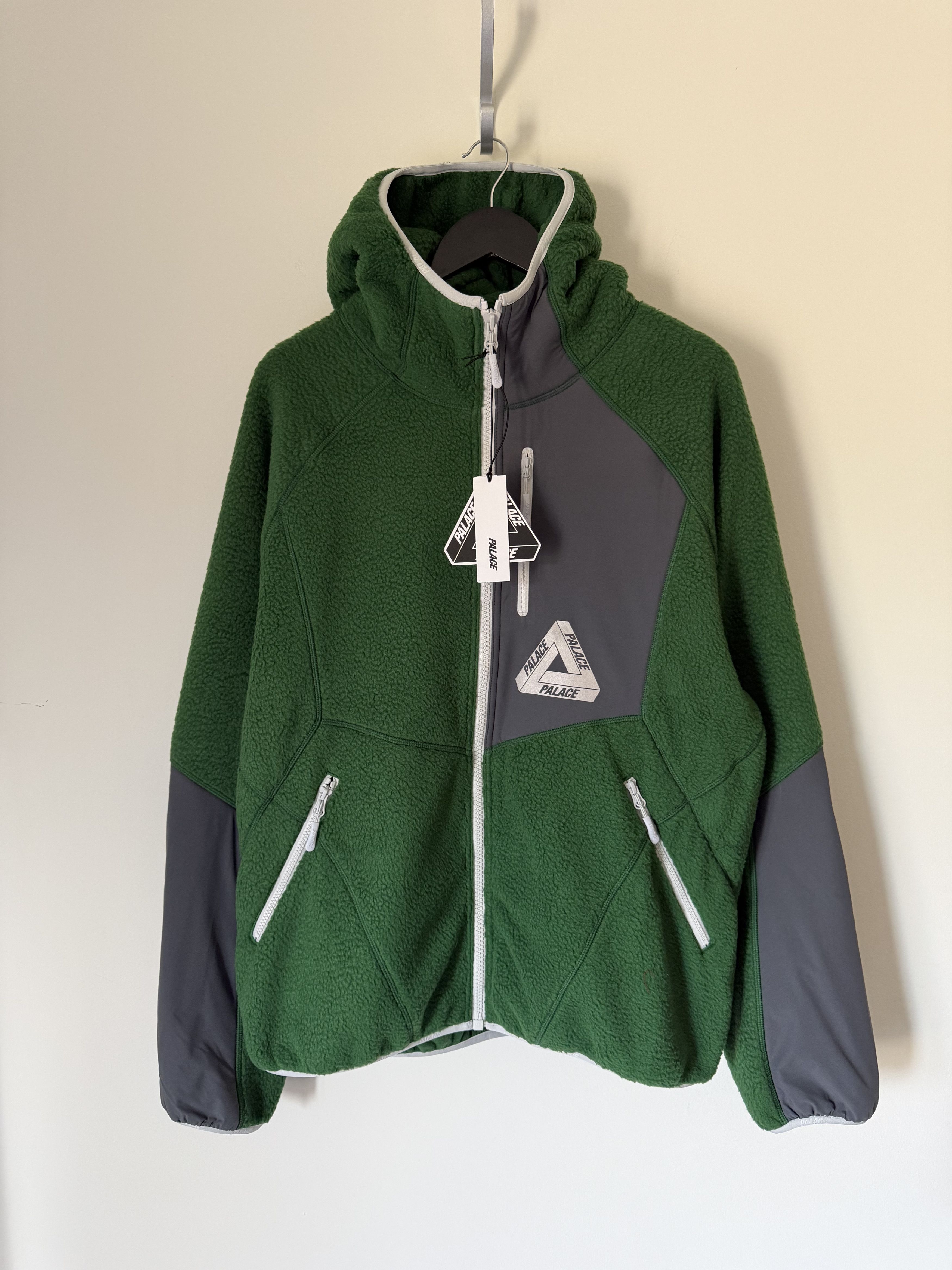 Palace 2025 palace frogger reversible fleece jacket black green