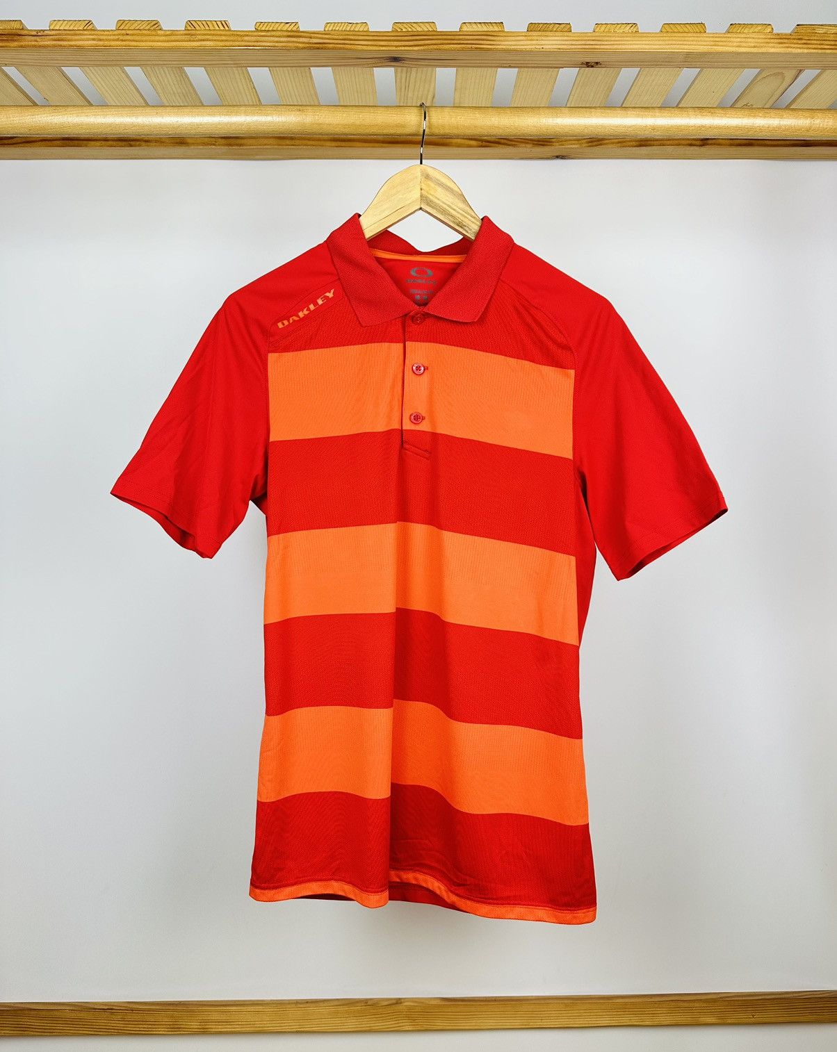 Oakley Vintage Oakley Polos Shirt Size M Size US M / EU 48-50 / 2 - 2 Thumbnail