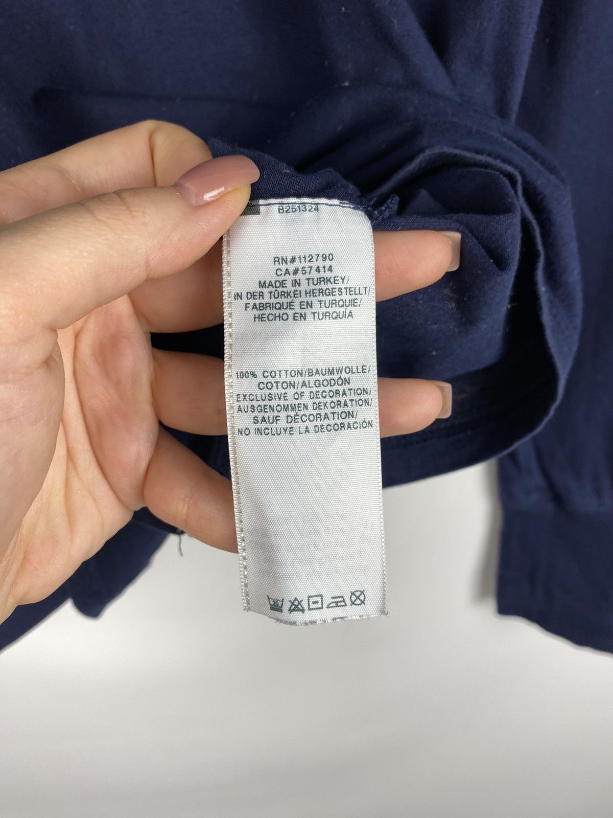 True Religion True Religion men’s long sleeve t shirt size L Size US L / EU 52-54 / 3 - 11 Thumbnail