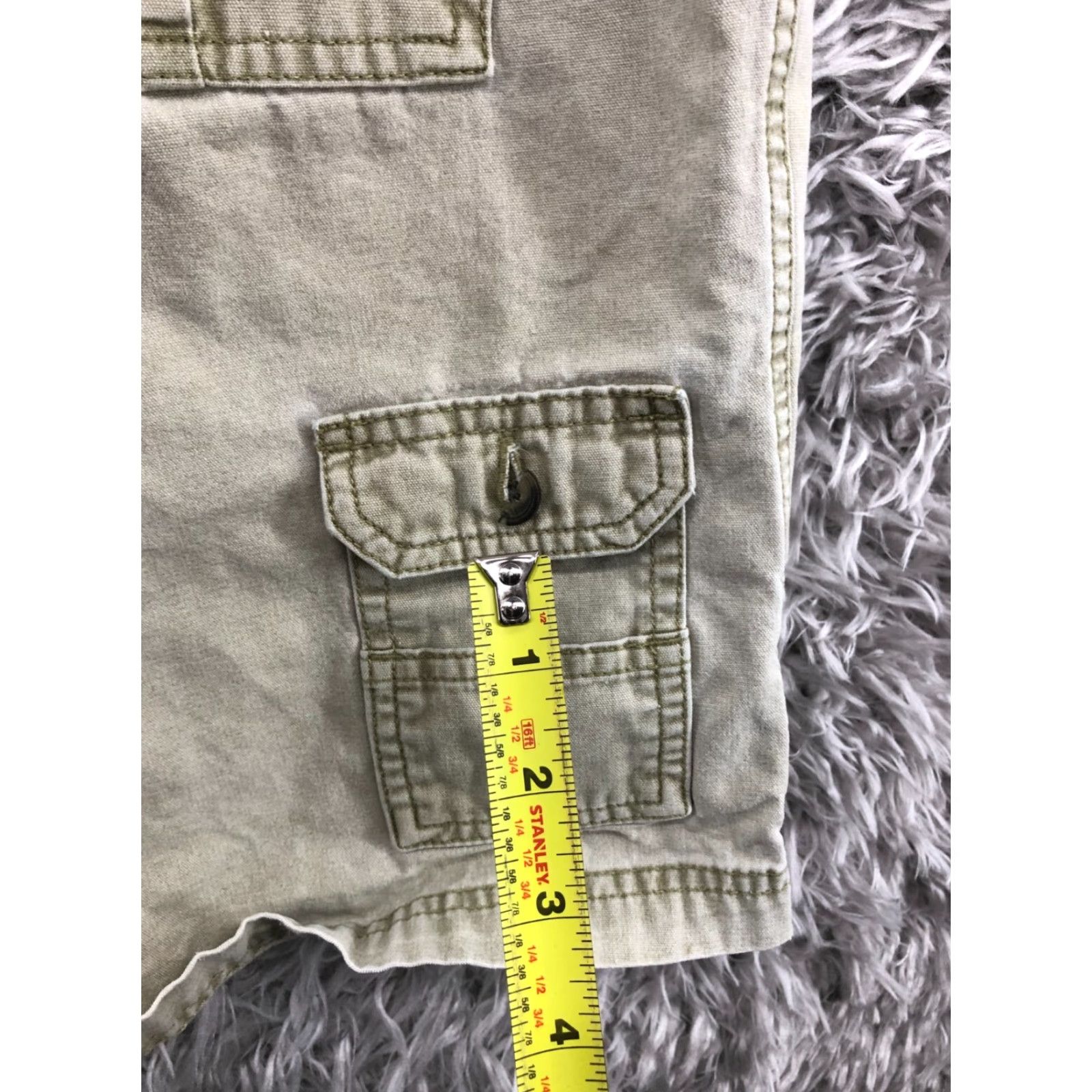 Vintage Unbranded Cargo Shorts Mens 36 Beige Cotton Blend 5-Pocket Regular Mid Rise Canvas Size US 36 / EU 52 - 7 Thumbnail