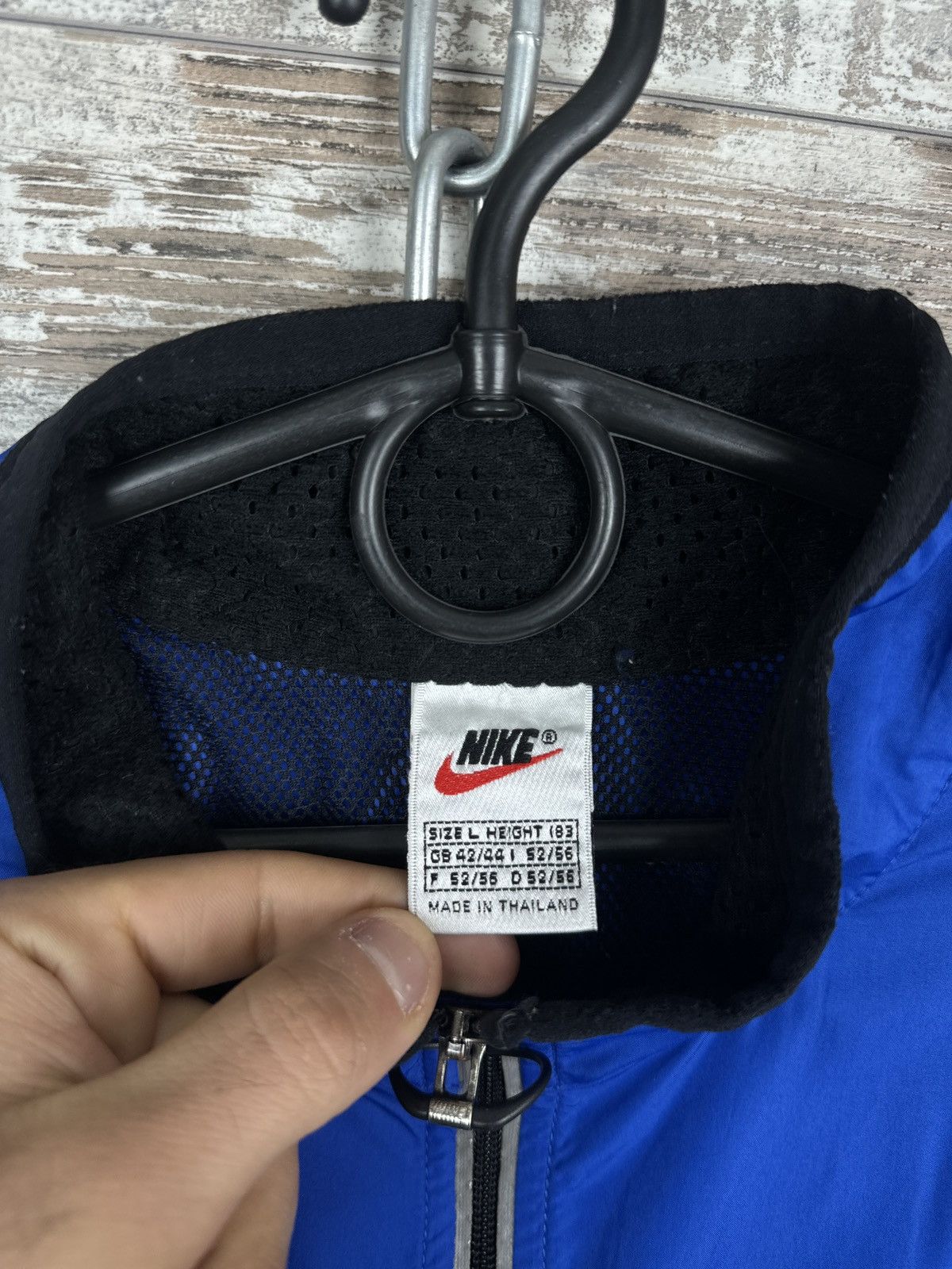 Nike Mens Vintage Nike track jacket swoosh nylon navy Olympic y2k Size US L / EU 52-54 / 3 - 10 Thumbnail