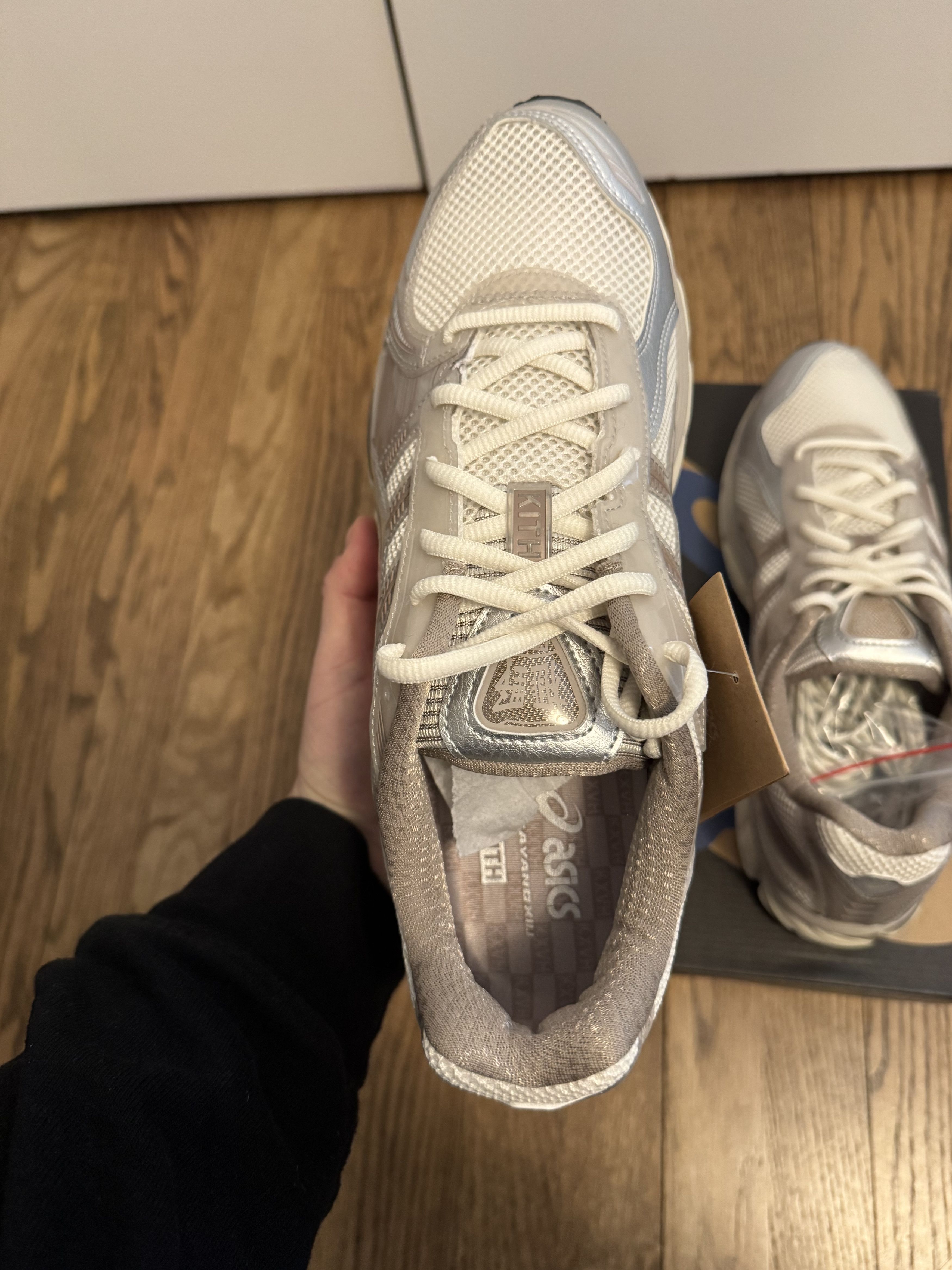 Asics × Kith Kith for ASICS Loyalty Exclusive GEL-KAYANO® 12.1 Paragon Size US 10.5 / EU 43-44 - 7 Thumbnail