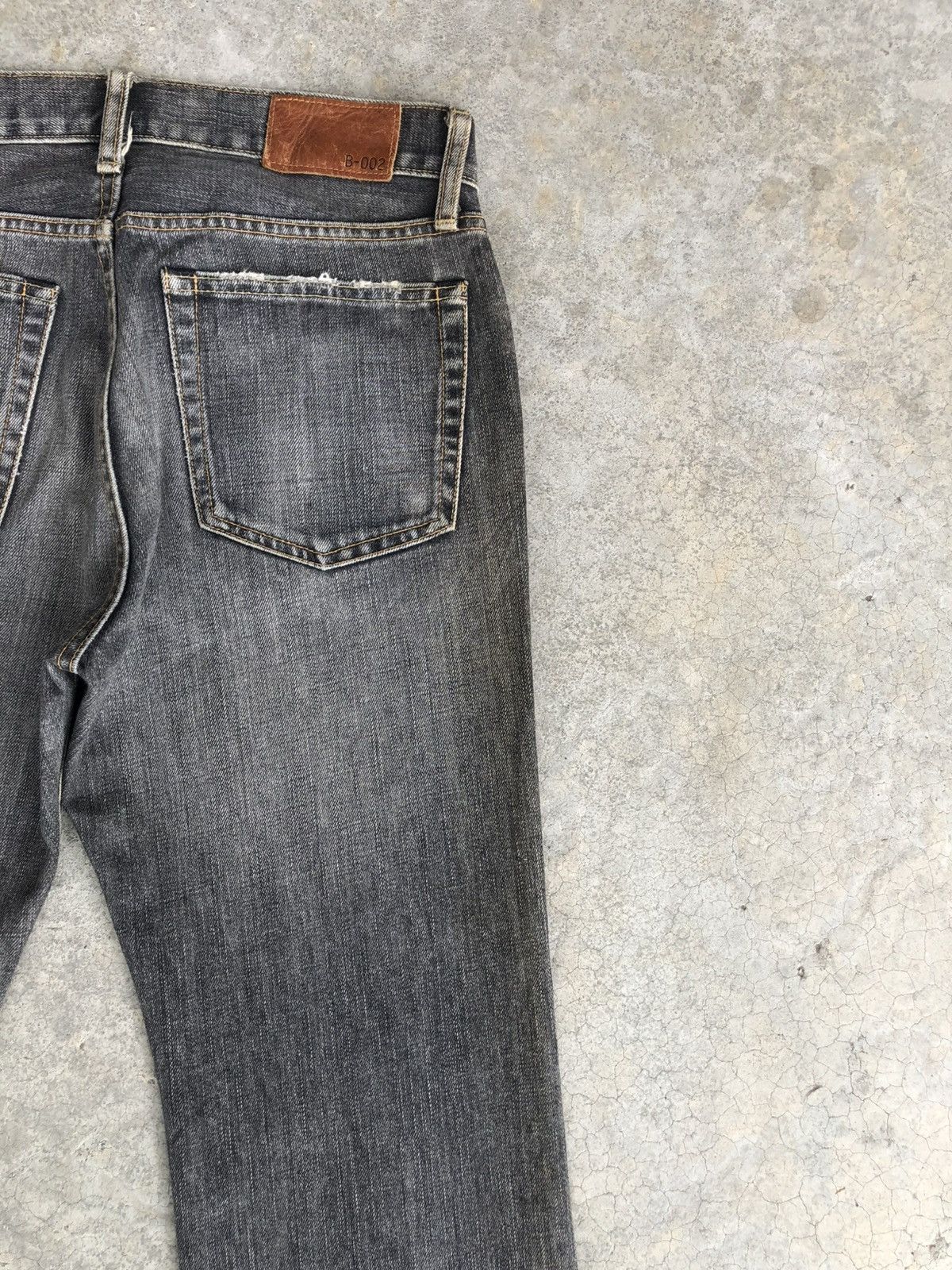 If Six Was Nine Japanese Uniqlo Flared Jeans Bootcut Distressed Denim Size US 30 / EU 46 - 10 Thumbnail