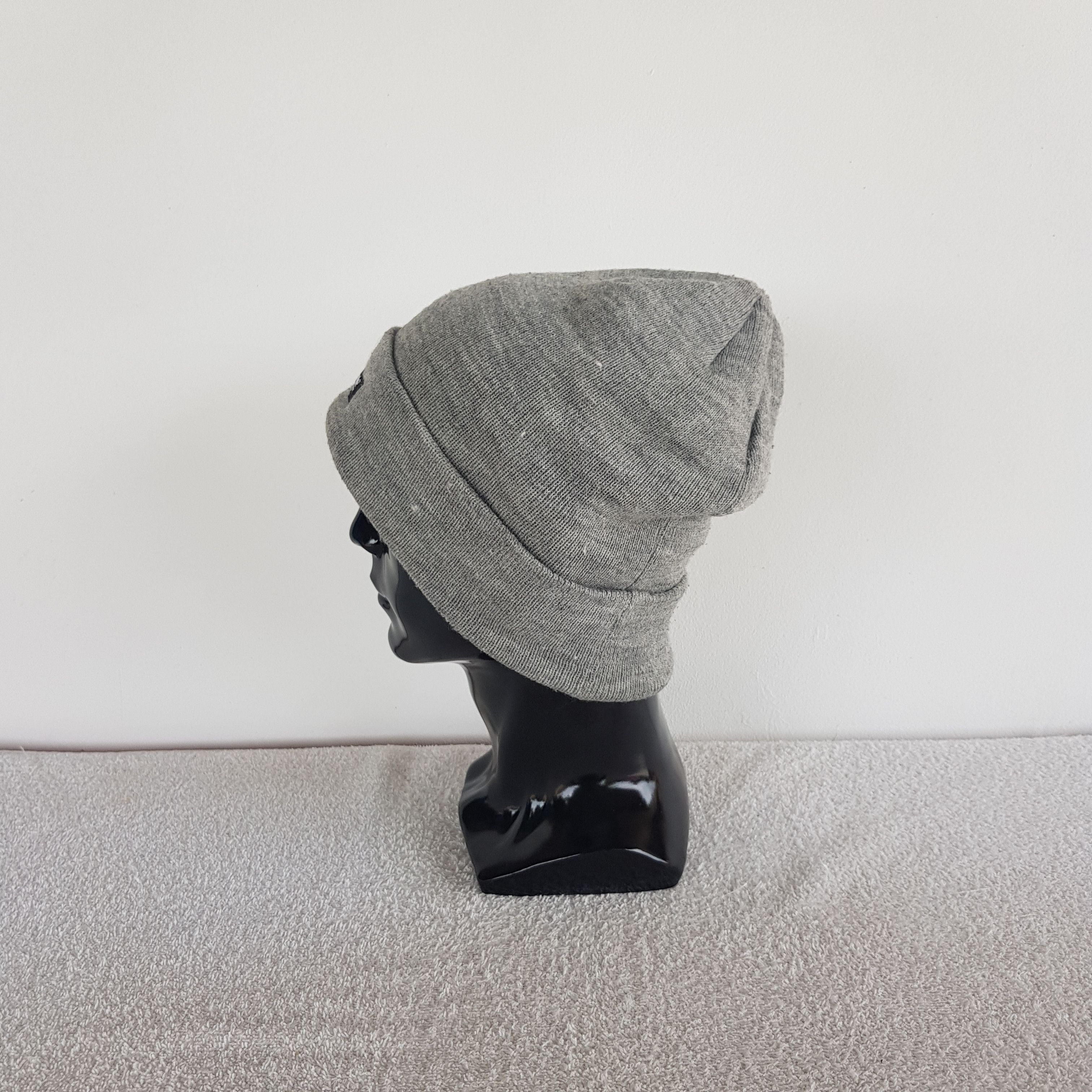 Japanese Brand Vintage Thinsulate 3M Insulation Beanie Ribbed Snow Caps Hat Size ONE SIZE - 4 Thumbnail