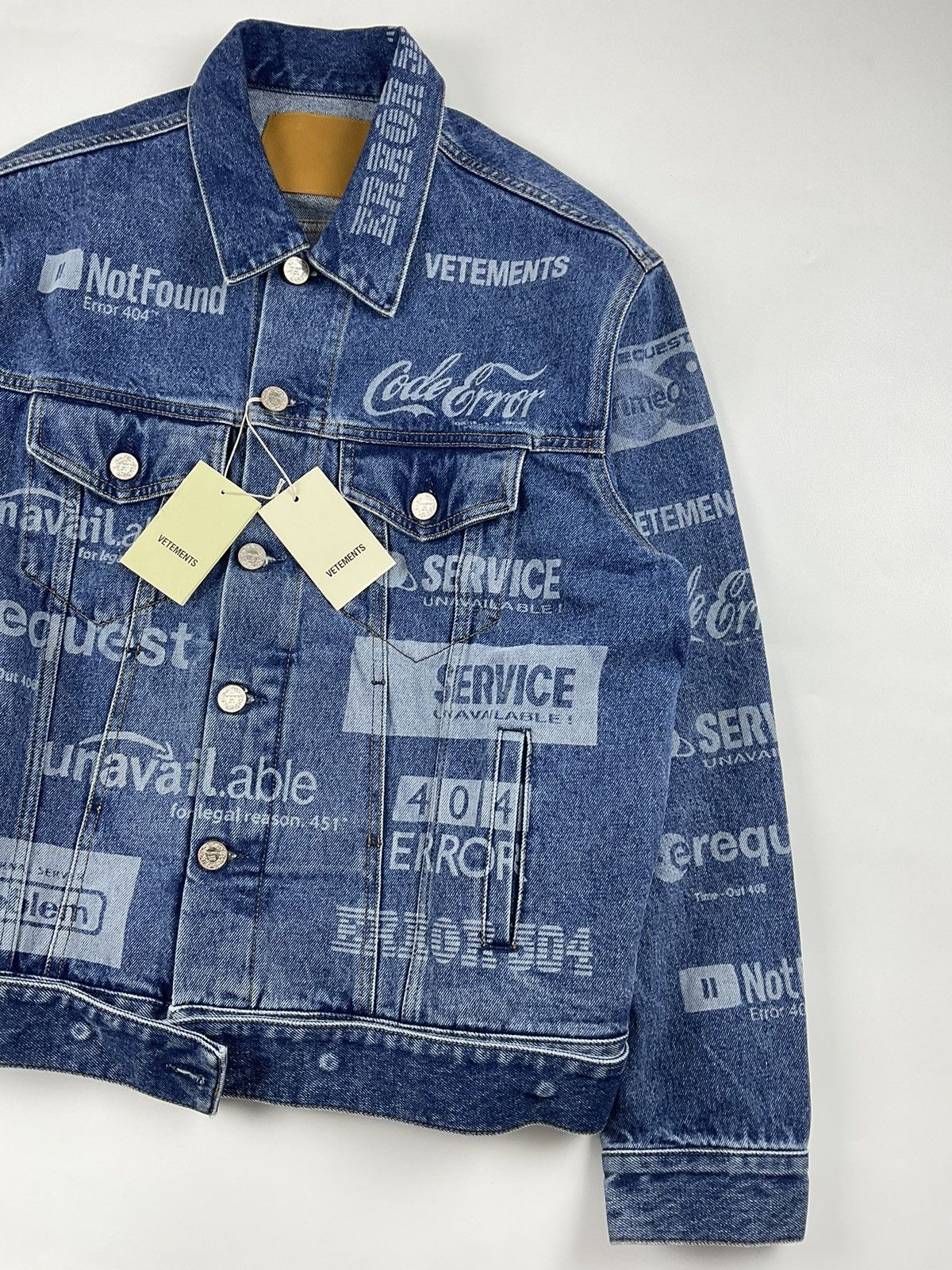 Vetements Vetements F/W'19 Error-Print Denim Jacket Size US M / EU 48-50 / 2 - 4 Thumbnail