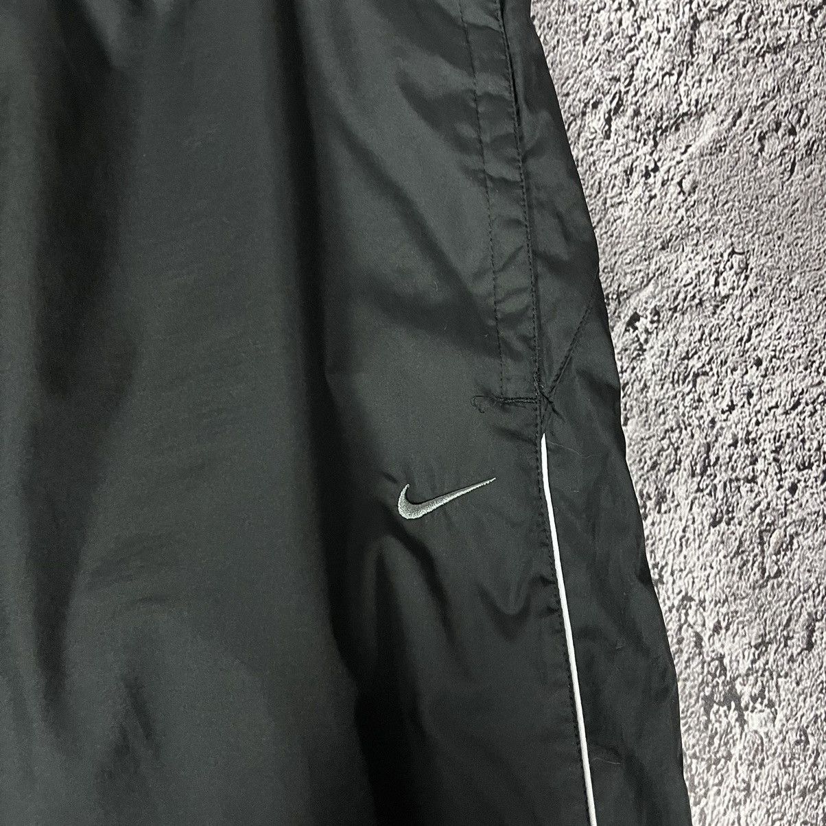 Nike × Vintage 🤖VINTAGE🤖 Nike Neylon Jogger Sport Pants Size US 34 / EU 50 - 7 Thumbnail