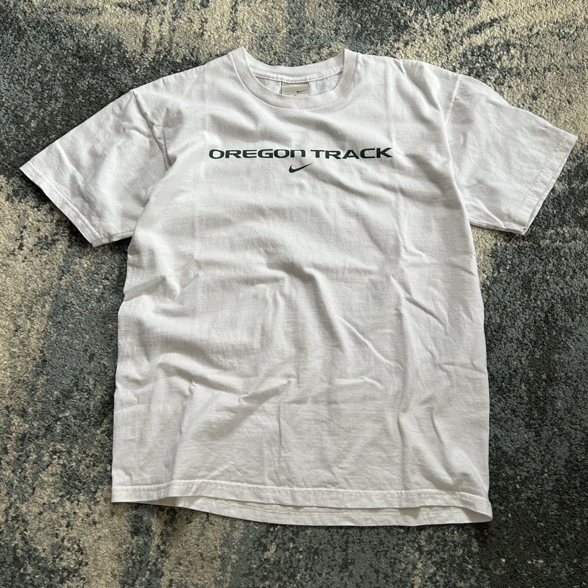 Nike 2003 OREGON TRACK iS BACK TEE NiKE SiLVER TAB TAG LABEL Size XL / US 12-14 / IT 48-50 - 15 Thumbnail