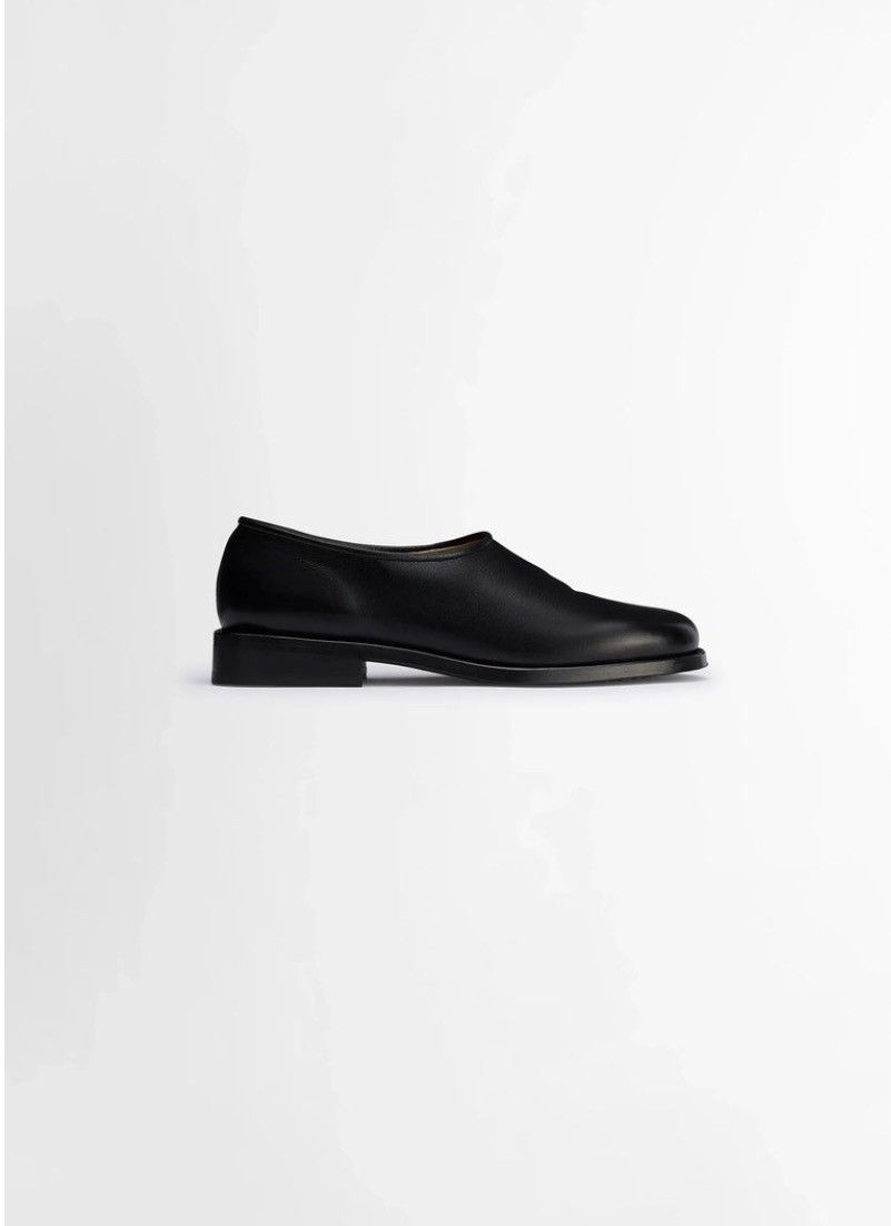 Lemaire Lemaire 25SS Anatomic Slip on 41 | Grailed