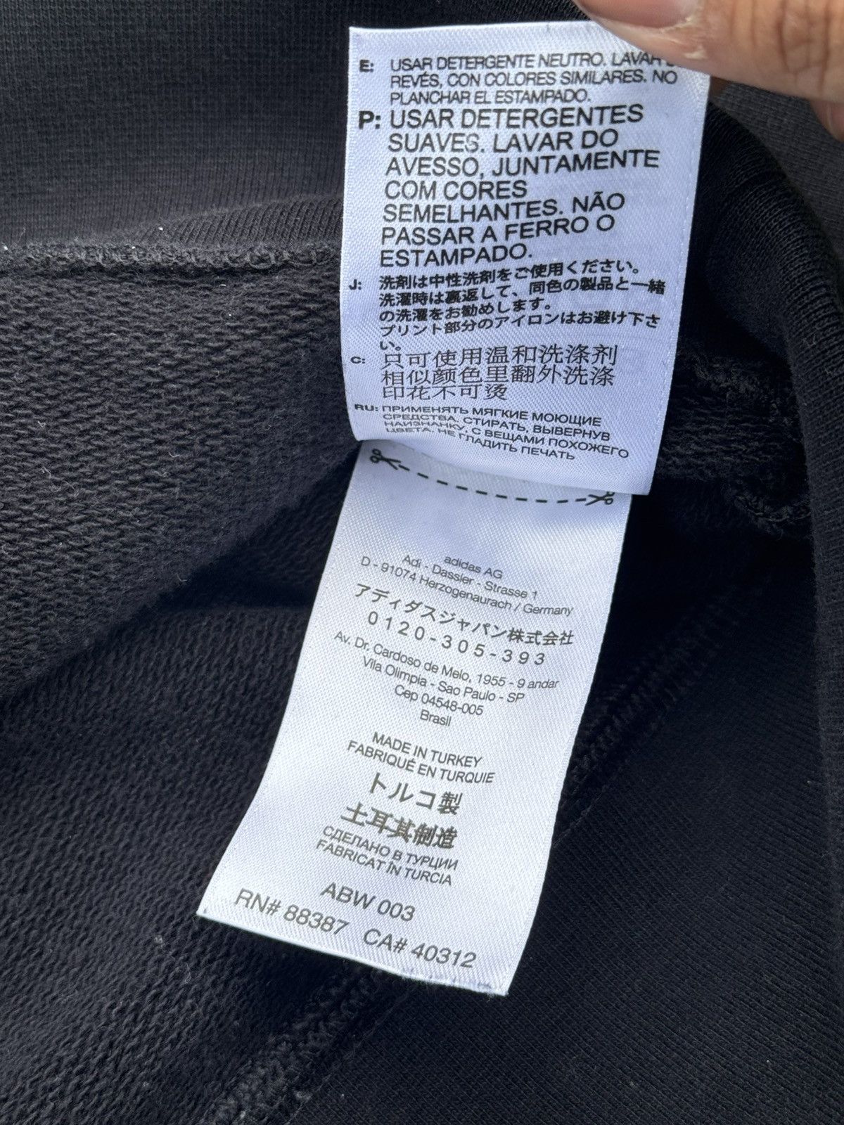 Japanese Brand × Y-3 × Yohji Yamamoto Yohji Yamamoto Y-3 “Optimistic Illusions” Graphic Crewneck Size US XL / EU 56 / 4 - 8 Thumbnail