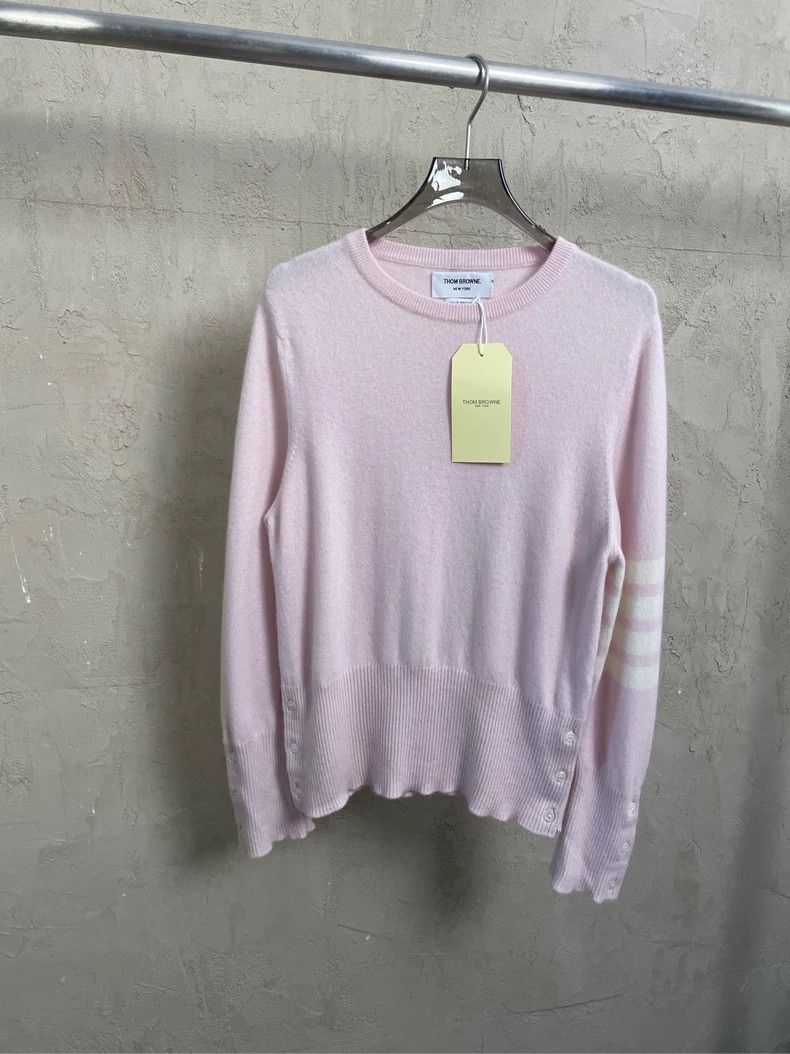 Thom Browne Thom Browne Cashmere round neck sweater Size US L / EU 52-54 / 3 - 1 Thumbnail