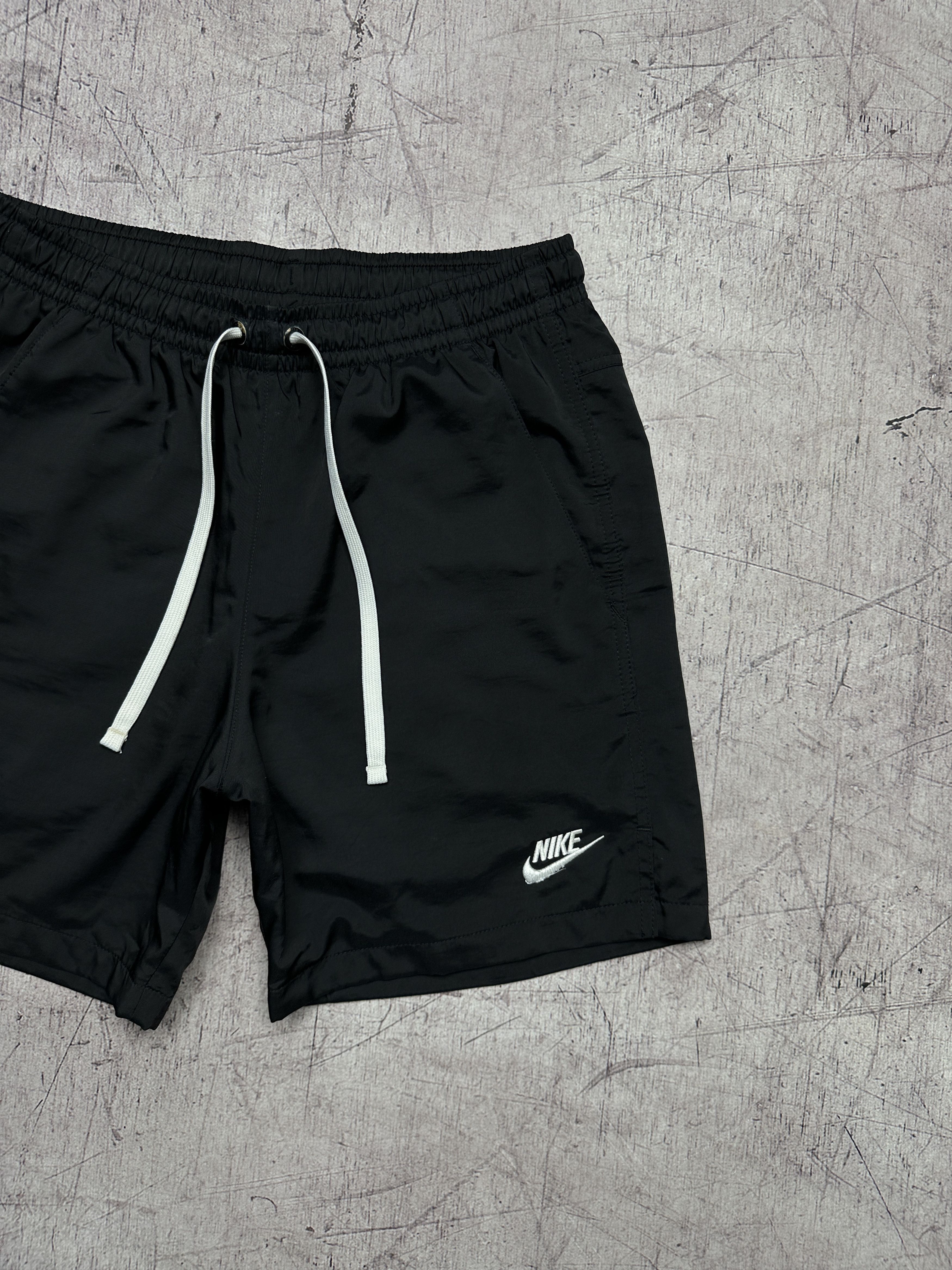 Nike Nike Mens Nylon Swimming Shorts Size US 28 / EU 44 - 2 Thumbnail