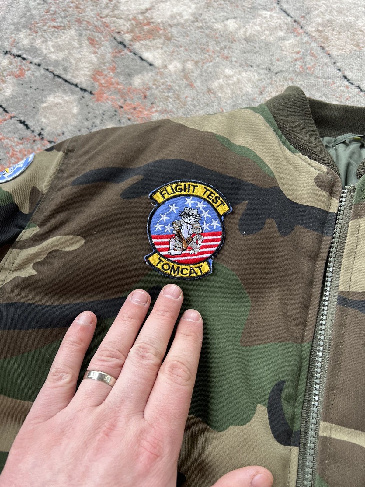 Other Top Gun Flight Test Tomcat F-14 Bomber Size 170/176 Size US XS / EU 42 / 0 - 4 Thumbnail