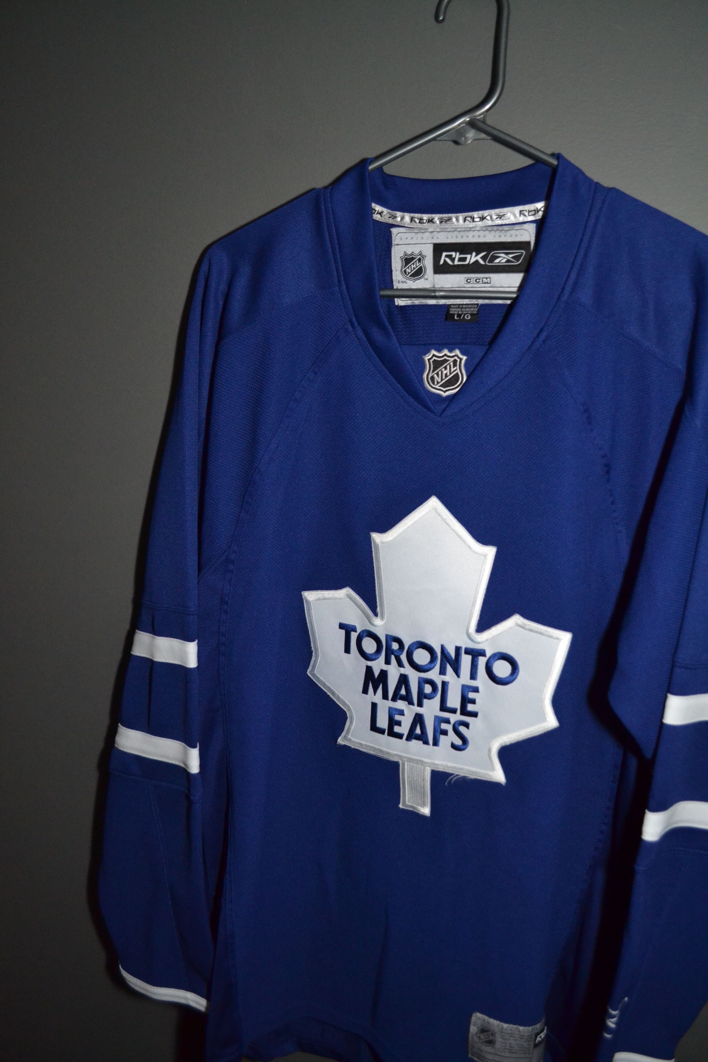 Reebok Toronto Maple Leafs CCM Reebok L size Blue Jersey Size US L / EU 52-54 / 3 - 2 Thumbnail