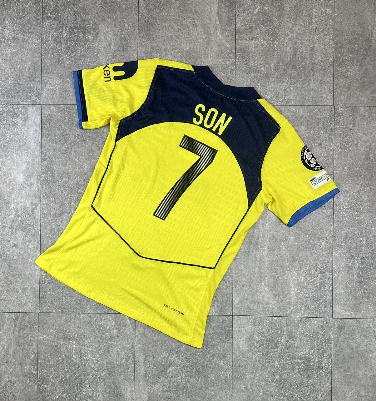 Nike Nike Tottenham Hotspur #7Son 2025/26 Third Soccer Jersey Size US XL / EU 56 / 4 - 12 Thumbnail