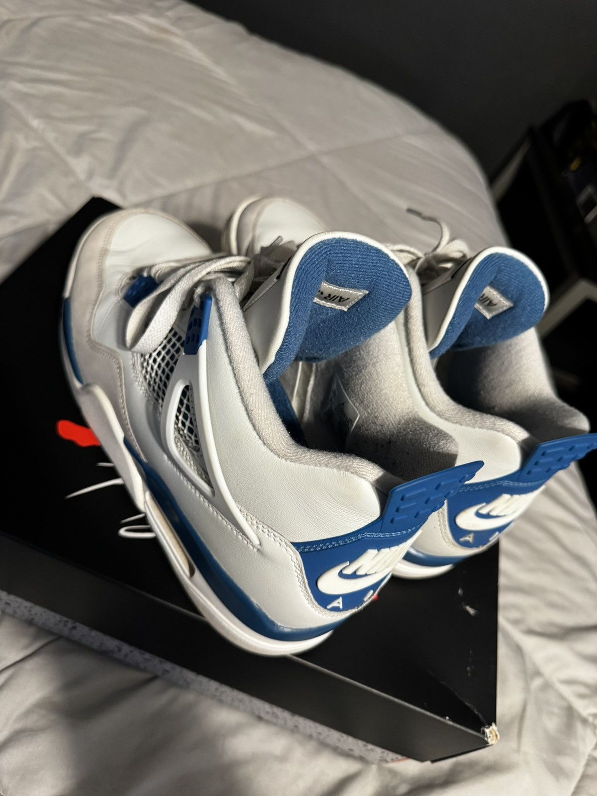 Jordan Brand Jordan 4 Retro Military Blue Size US 10 / EU 43 - 3 Thumbnail