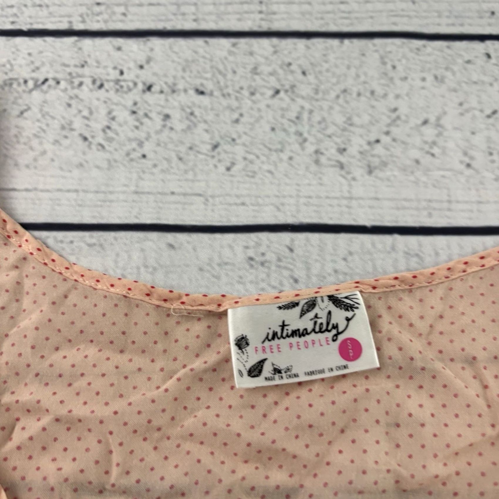 Free People Free People Intimately Sleeveless Flowy Lace Accent Top Women's S Peach Orange Lace Shirt Womens Small Size S / US 4 / IT 40 - 2 Thumbnail