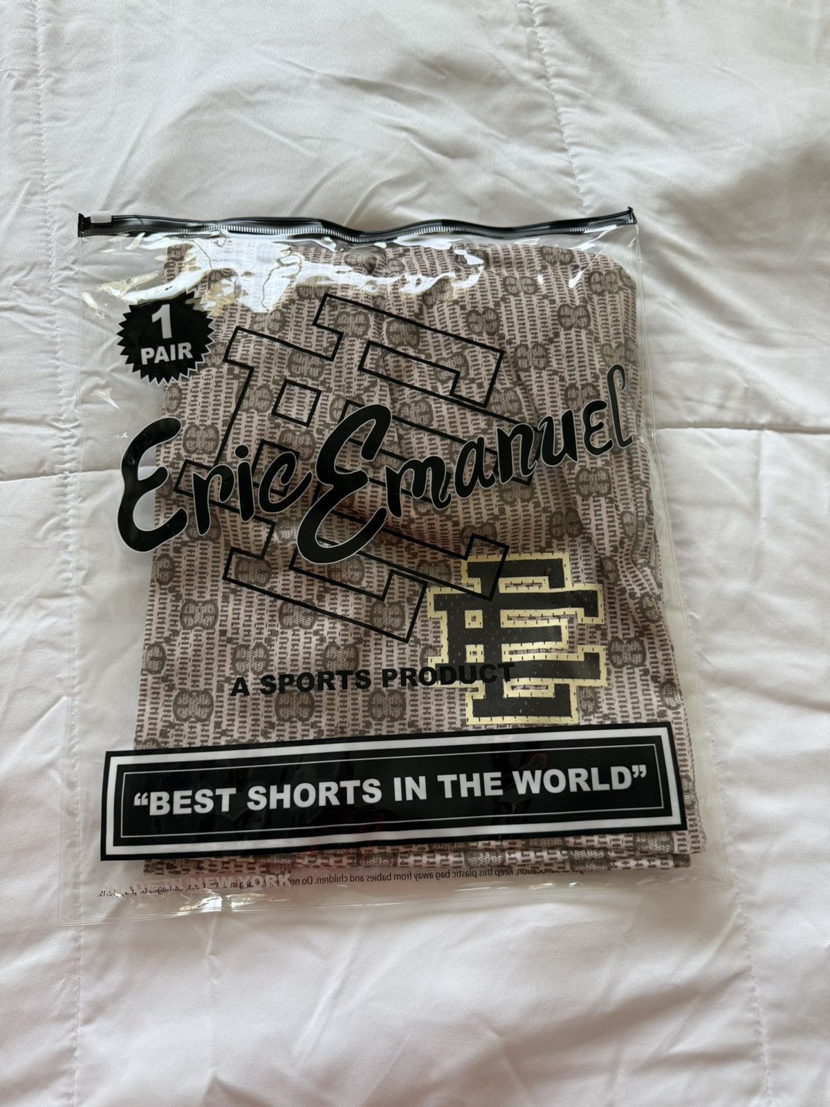 Eric Emanuel Eric Emmanuel Basic Shorts “Beige Print” (Large) Size US 34 / EU 50 - 6 Thumbnail