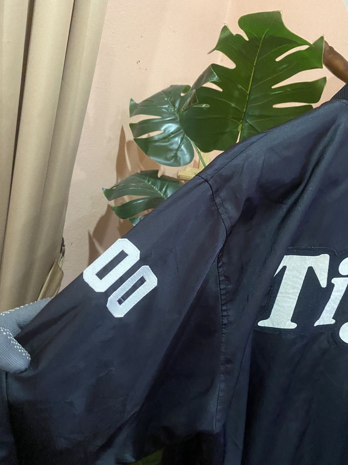 Japanese Brand Vintage ZETT Baseball Gear “Tigers” Nylon Bomber Jacket Size US L / EU 52-54 / 3 - 9 Thumbnail