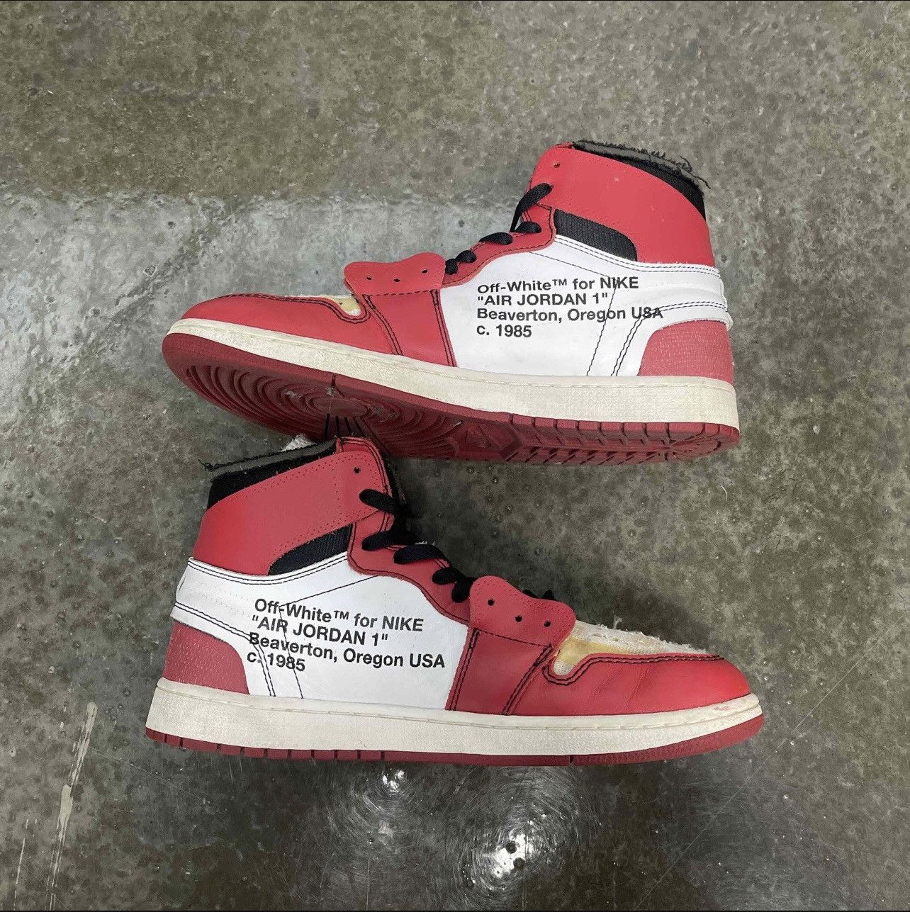 Jordan Brand × Off-White Off-White x Air Jordan 1 Retro High OG 'Chicago' Size US 10.5 / EU 43-44 - 3 Thumbnail