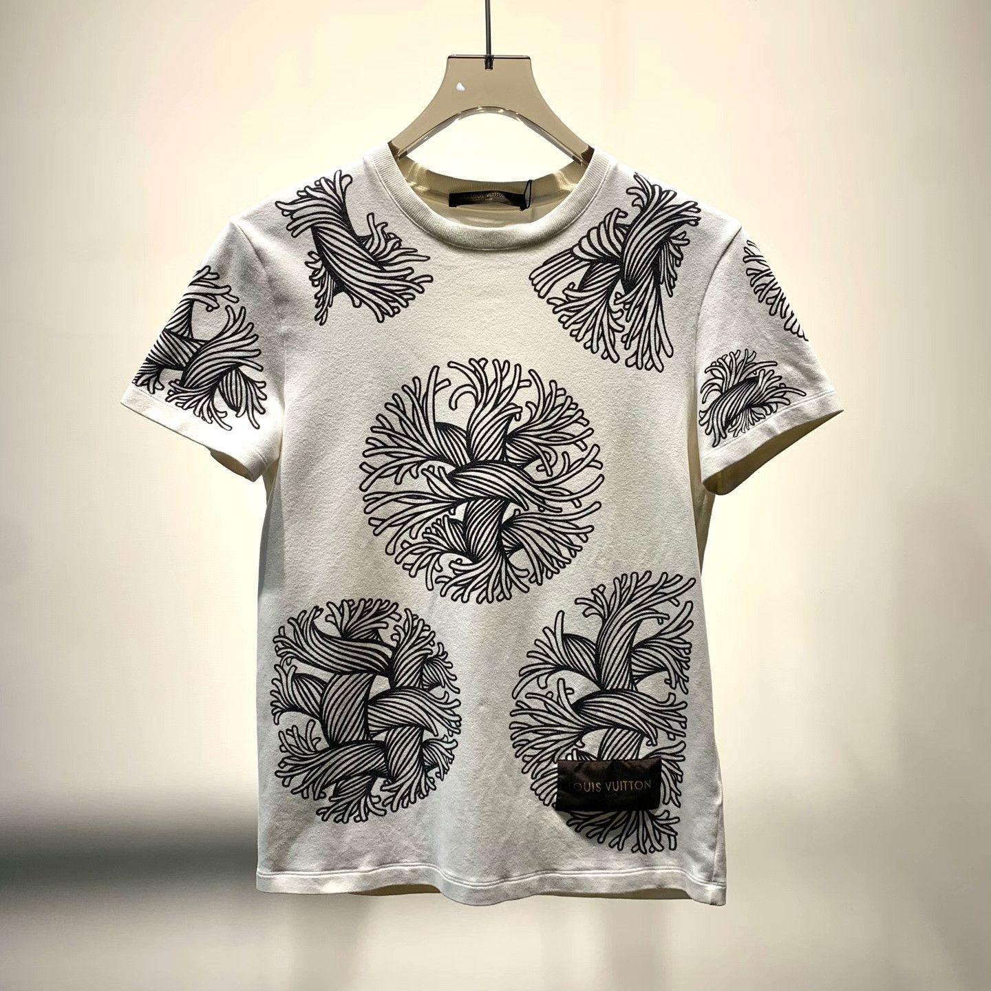 Louis Vuitton Louis Vuitton T-Shirt XXS Men Size US XXS / EU 40 - 1 Thumbnail
