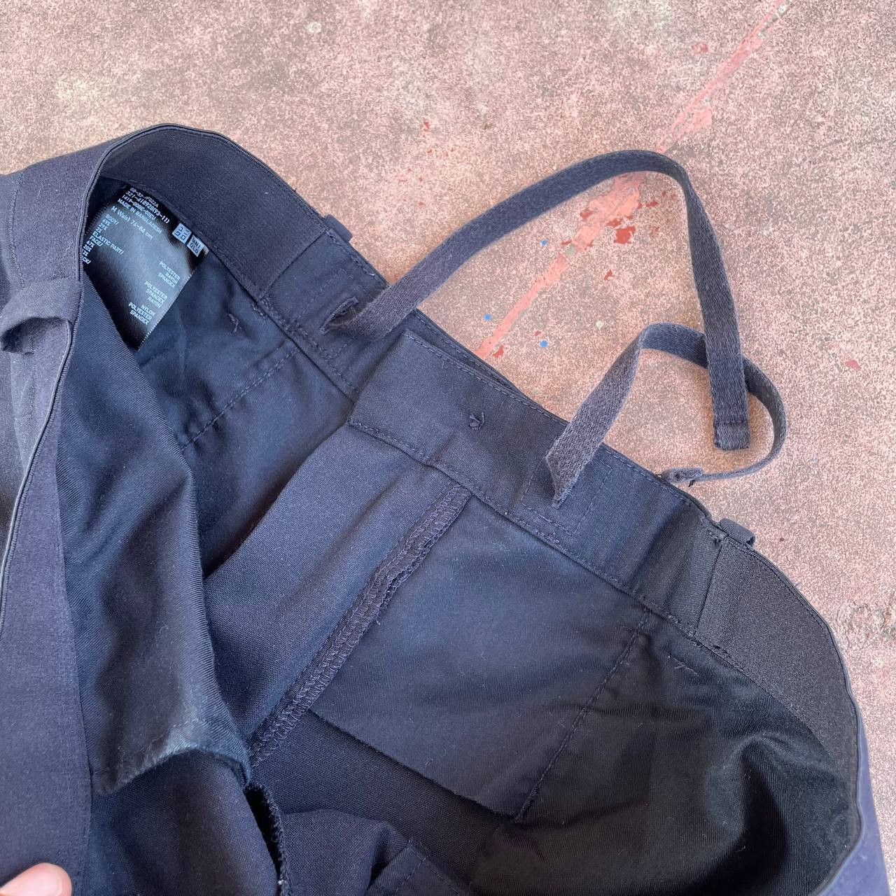 Uniqlo ⭐️SALE⭐️[M] UNIQLO TROUSER PANTS AIRISM NAVY Size US 32 / EU 48 - 3 Thumbnail