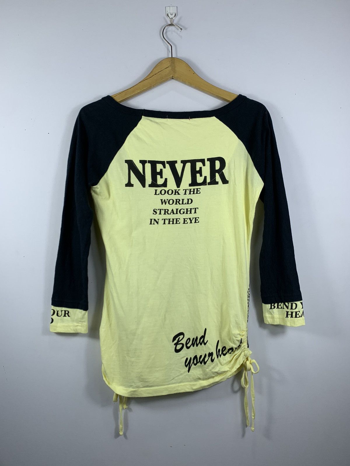 Beauty Beast DIG DEEP NEVER BAND YOUR HEAD LONG SLEVEE Size US M / EU 48-50 / 2 - 2 Thumbnail