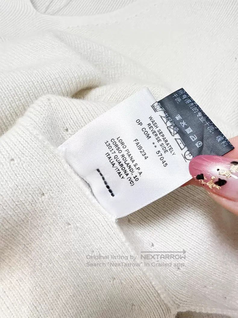Loro Piana Loro Piana Off-white V-neck long-sleeve knitted top Size XS / US 0-2 / IT 36-38 - 7 Thumbnail