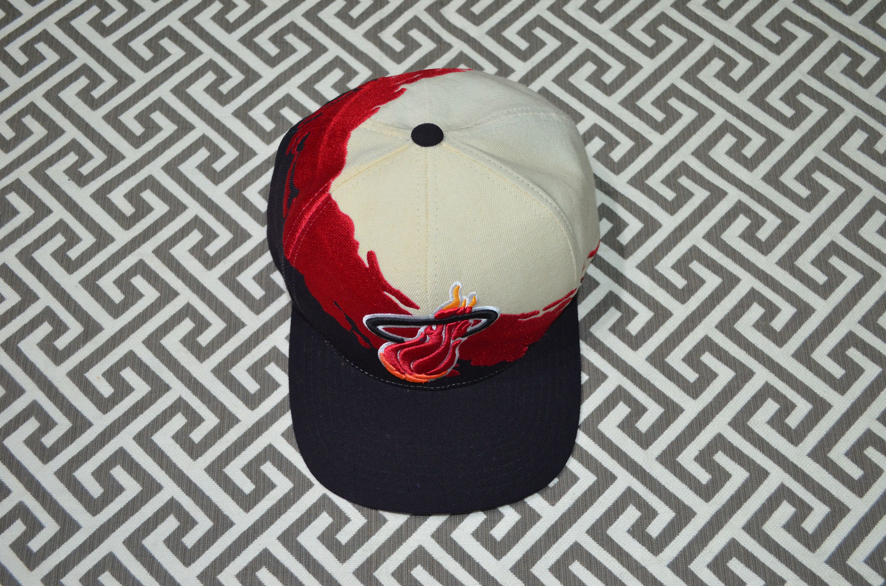 Mitchell & Ness Mitchell & Ness Miami Heat Paintbrush Cap Men's Snapback Size ONE SIZE - 2 Thumbnail