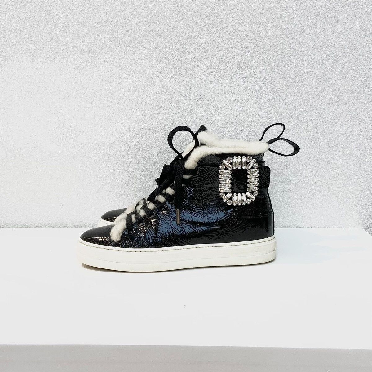 Roger Vivier Roger Vivier Viv' Run Strass Buckle sneakers Size US 4 / IT 34 - 2 Thumbnail