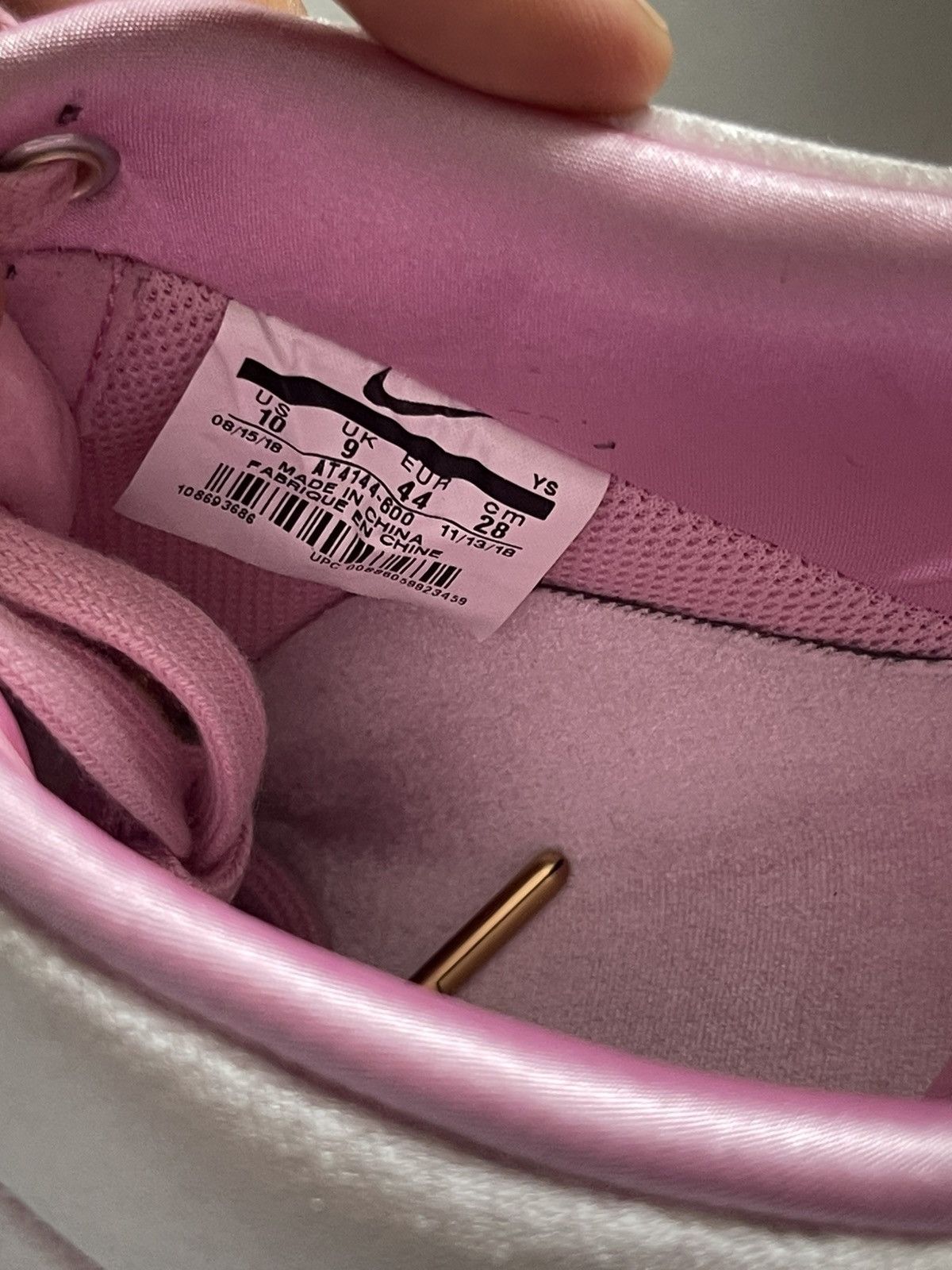Nike AIR FORCE 1 Velour Pink Rise Size US 10 / EU 43 - 8 Thumbnail