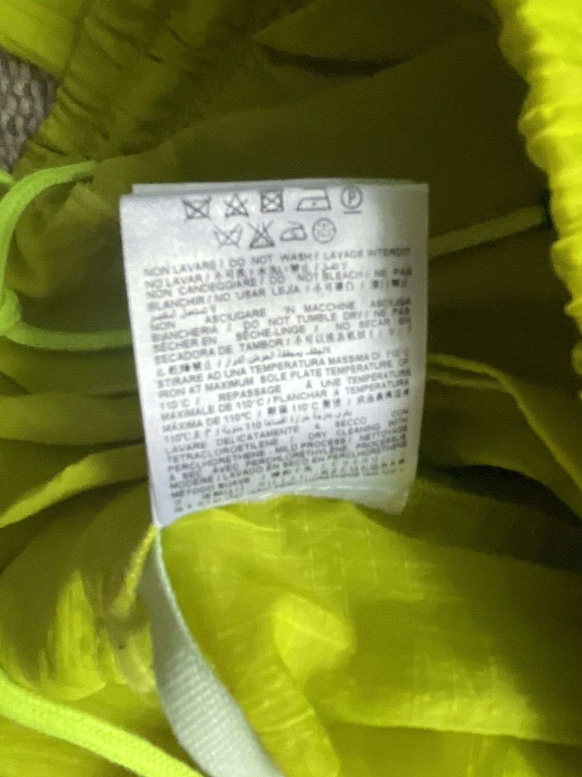 Off-White × Umbro Neon Track Pants Size US 34 / EU 50 - 8 Thumbnail