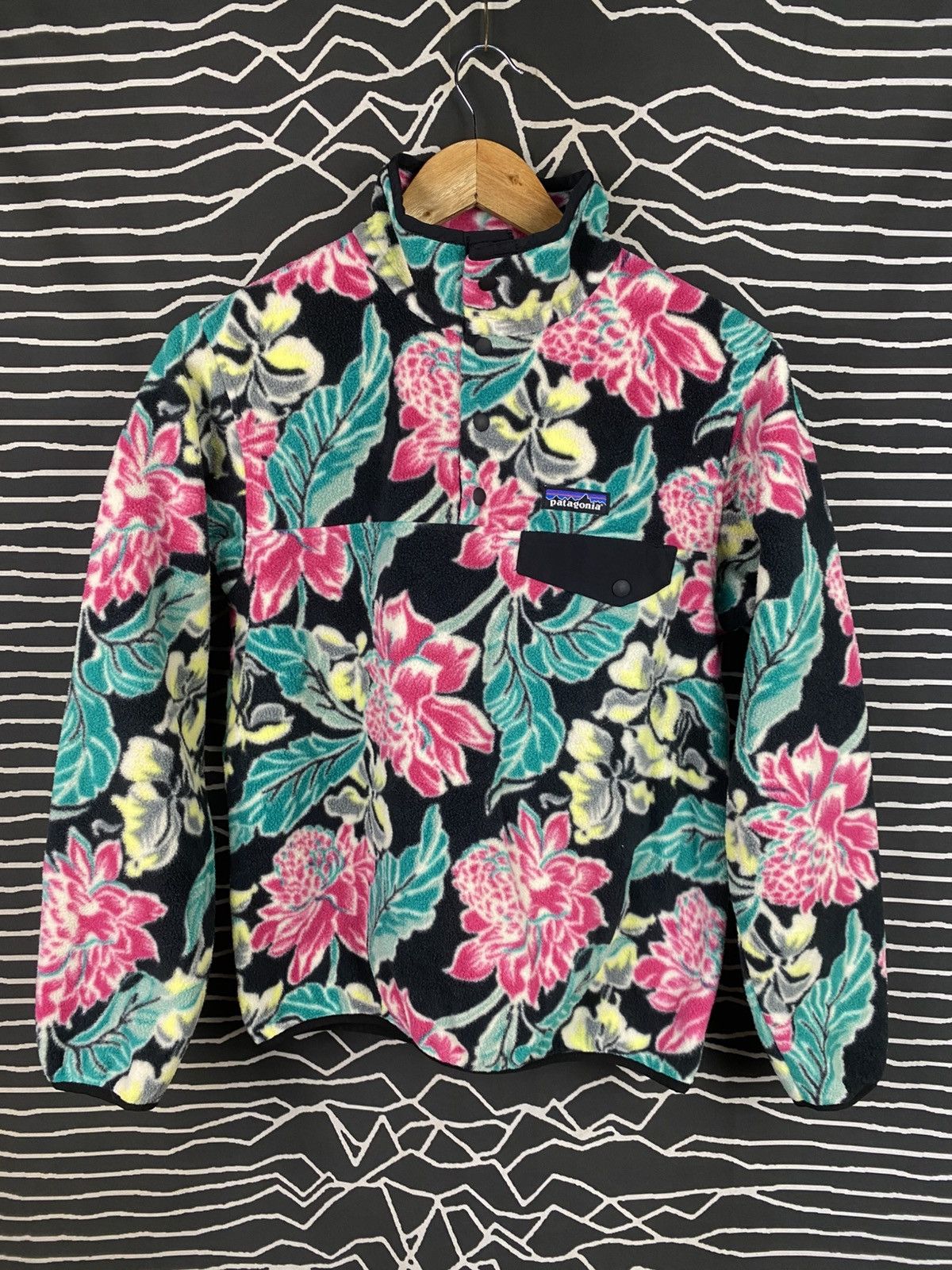 Patagonia Patagonia Women's Lightweight Synchilla Snap-T Pullover Size S / US 4 / IT 40 - 1 Thumbnail