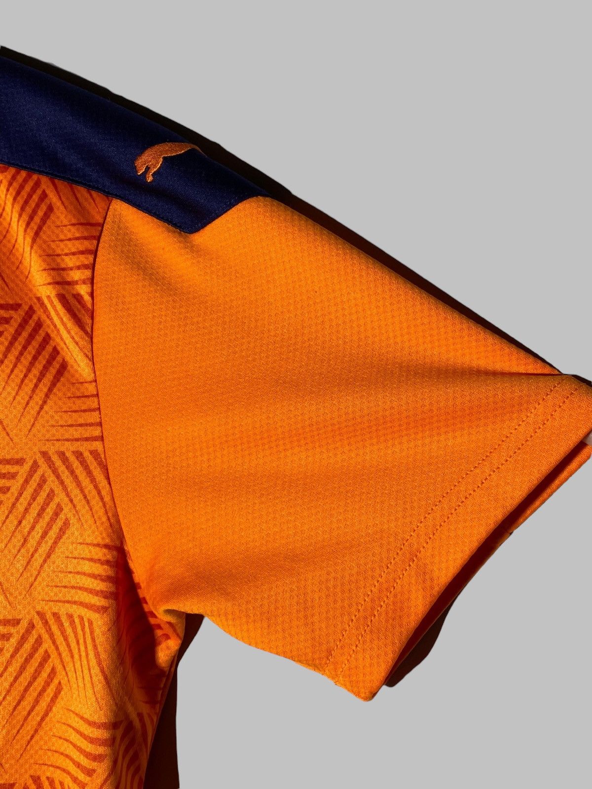 Puma Puma Valencia CF 2020/21 Away Football Shirt Soccer Jersey Size US S / EU 44-46 / 1 - 12 Thumbnail