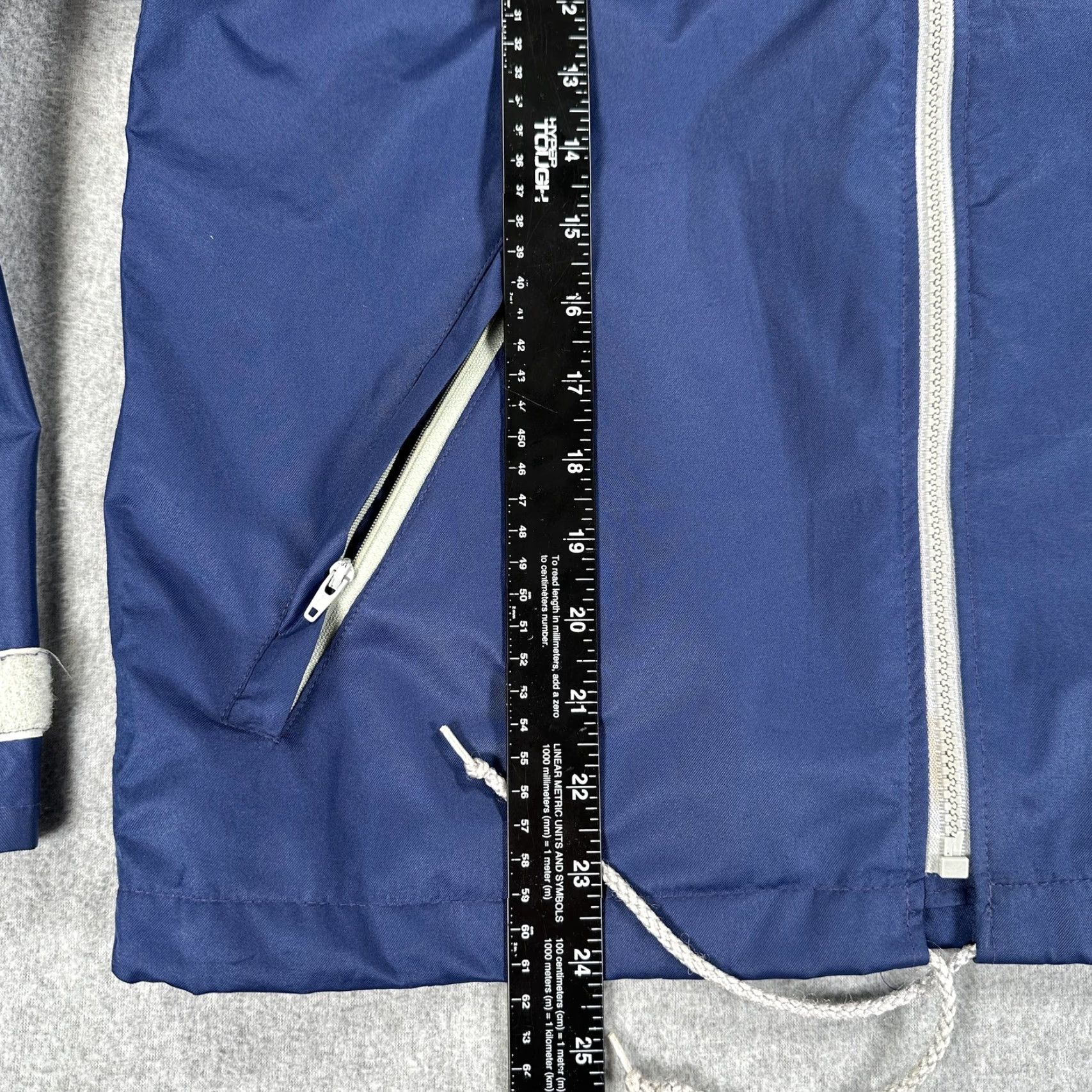 Vintage VINTAGE Bill Rodgers Windbreaker Jacket Mens Small Blue Gore-Tex Hooded Running Size US S / EU 44-46 / 1 - 7 Thumbnail