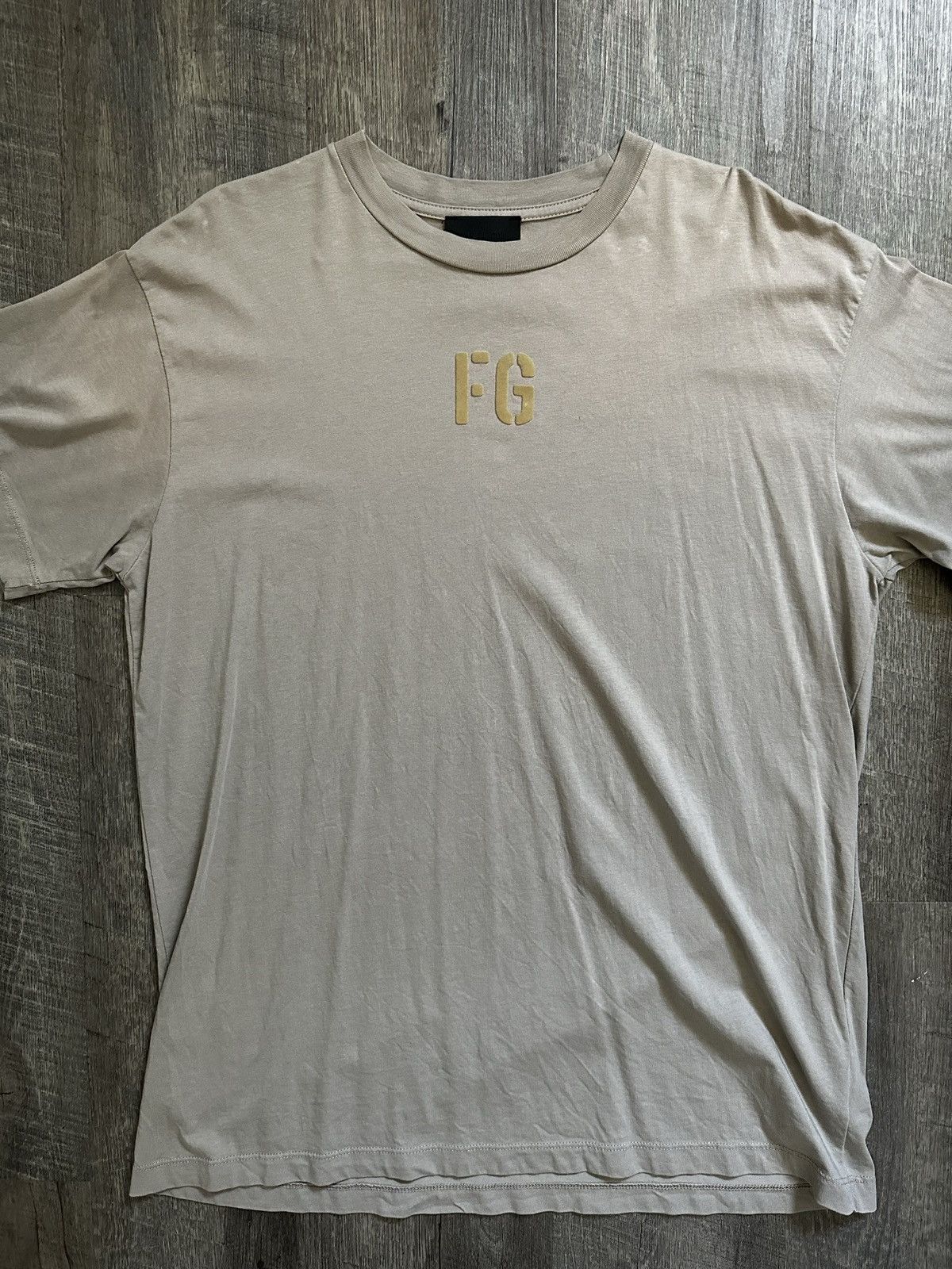 Fear of god 7th collection FG logo tee SSENSE : Seven Days to
