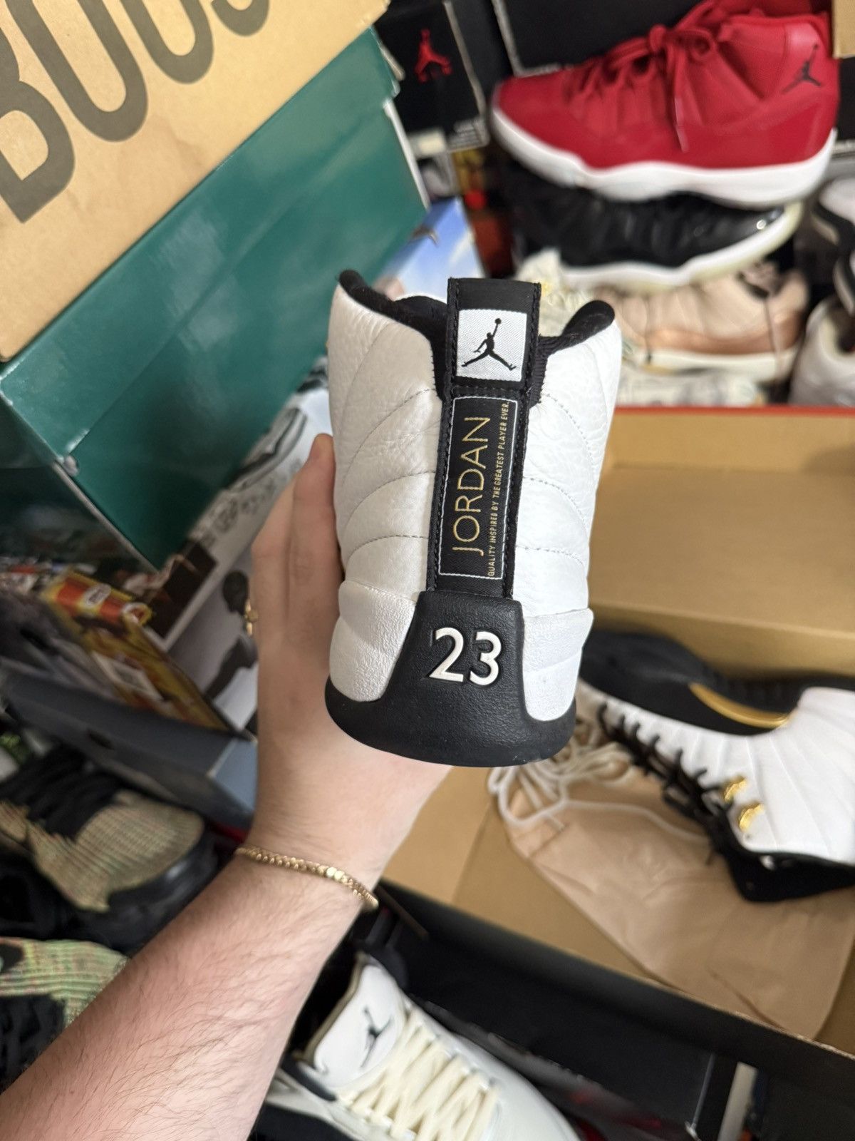 Jordan Brand Jordan retro 12 reverse taxi sz 8.5 Size US 8.5 / EU 41-42 - 4 Thumbnail