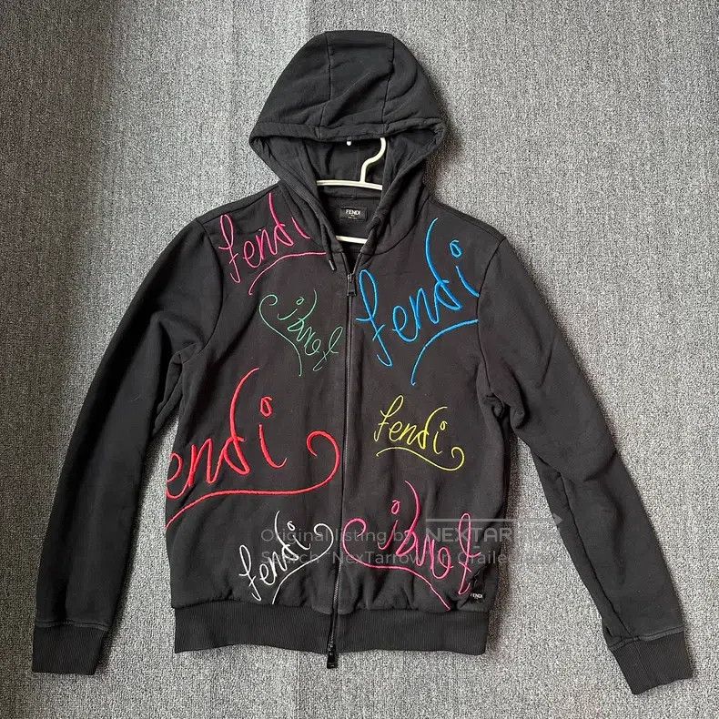Fendi Fendi Graffiti Heavy Embroidery Zip-Up Hoodie Size US S / EU 44-46 / 1 - 1 Thumbnail